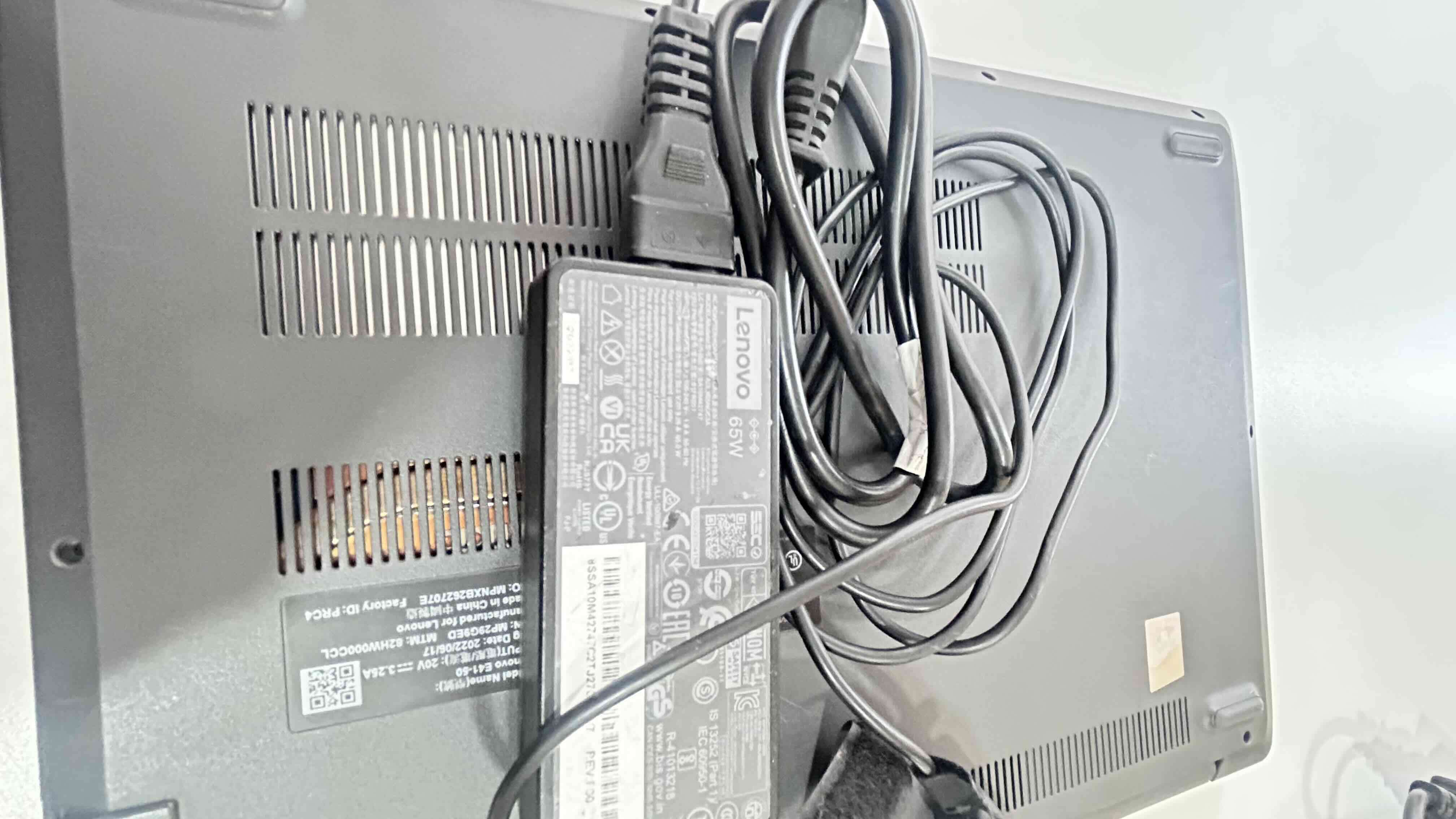 Notebook Lenovo Intel I3 - 256gb SSD - 16 gb RAM - miniatura 2