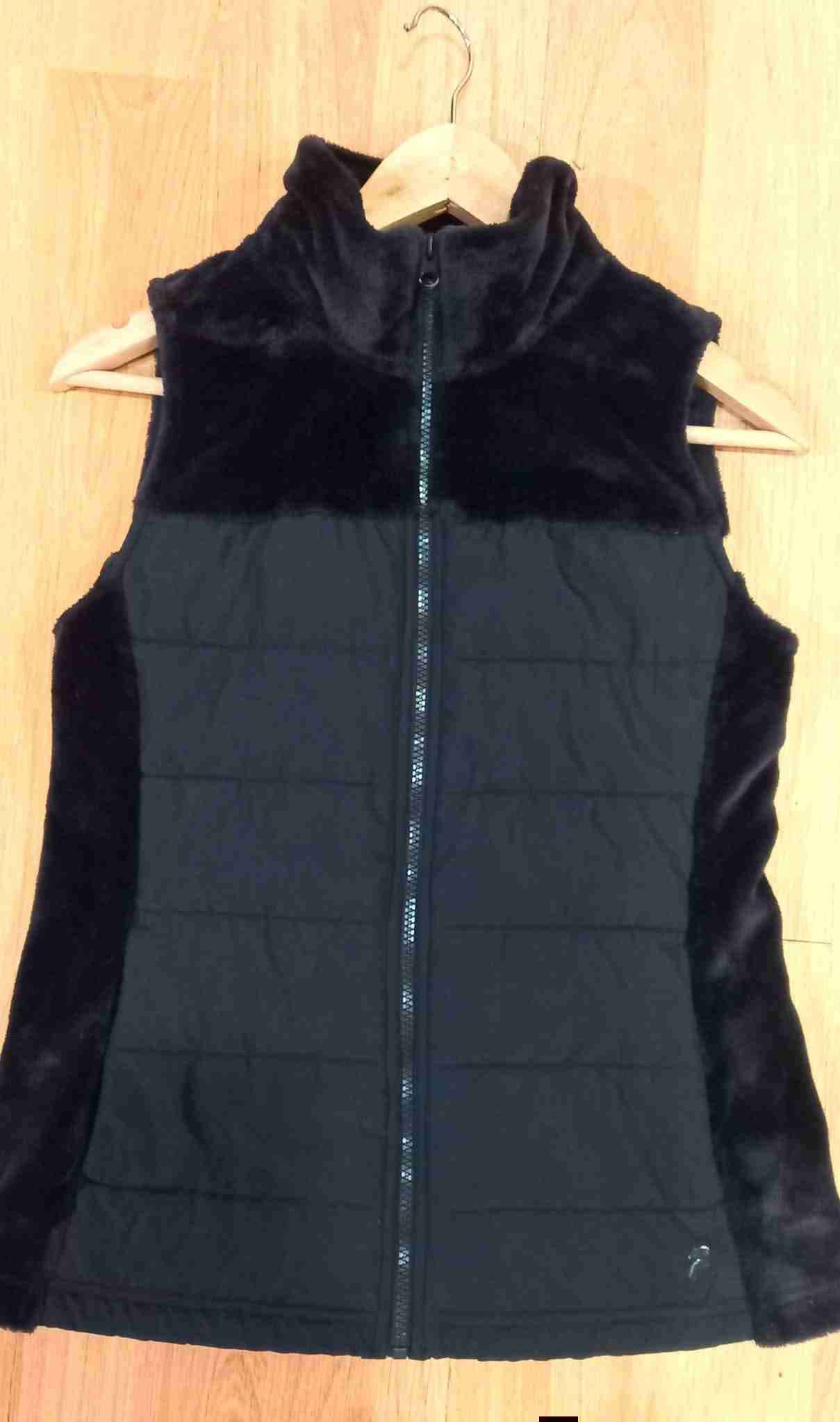 Chaqueta negra sin mangas - miniatura 1