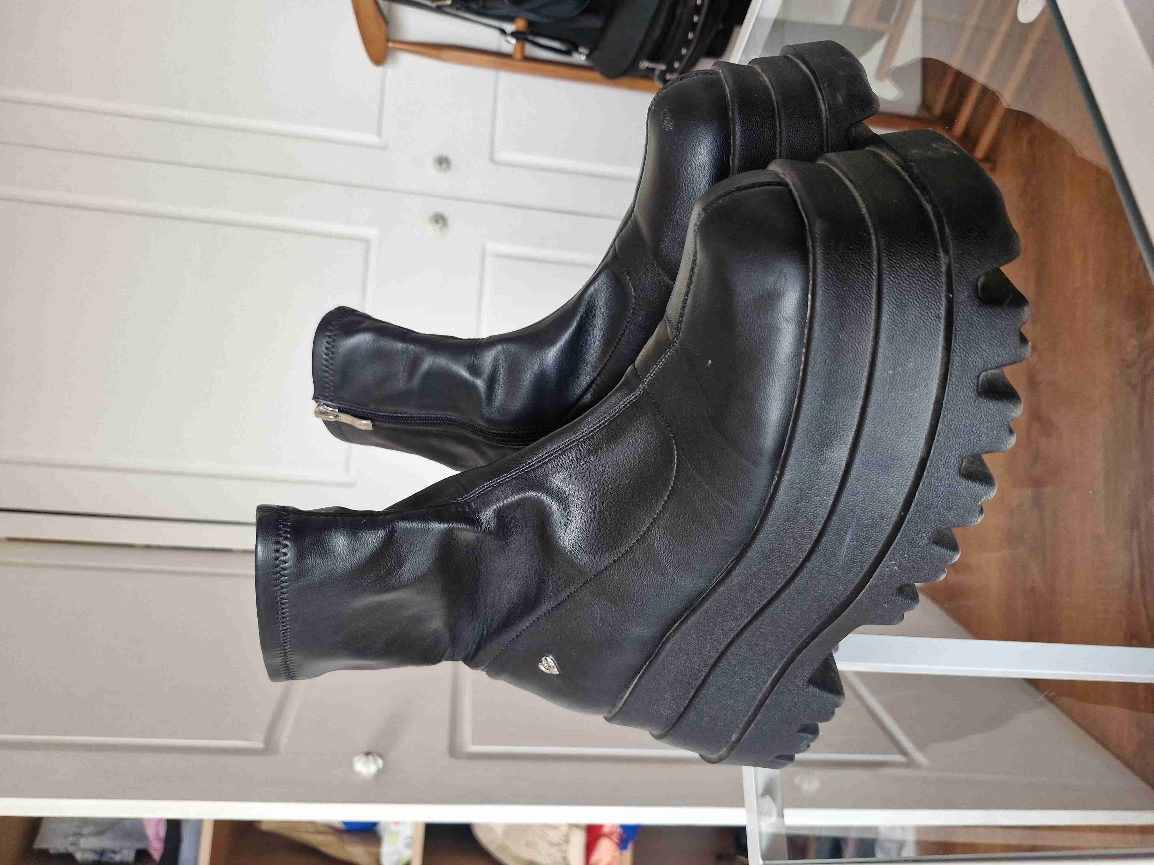 Botines plataforma negros - miniatura 1