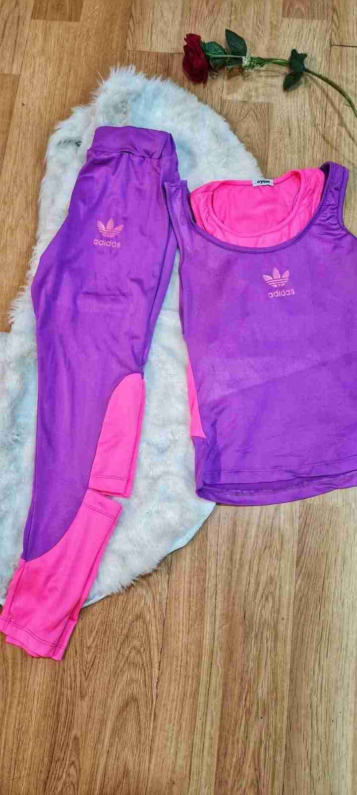 Conjunto deportivo morado y rosa - miniatura 1