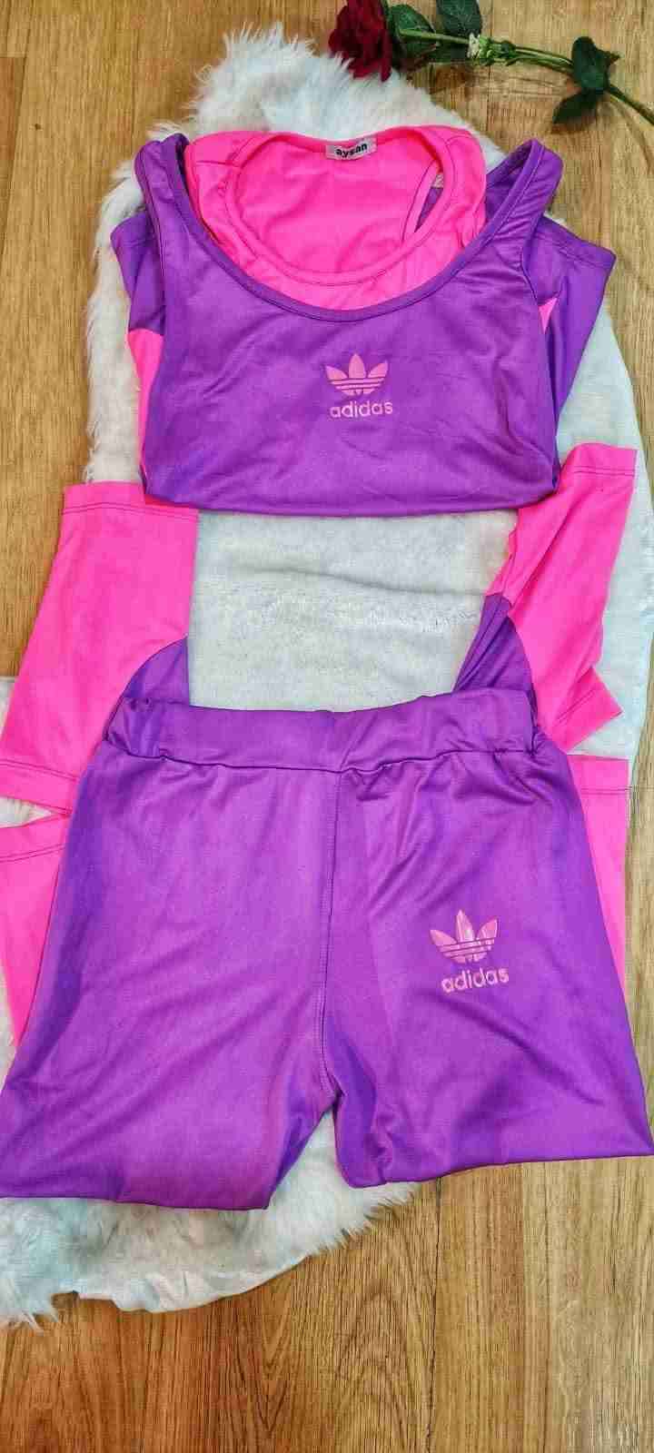 Conjunto deportivo morado y rosa - miniatura 2