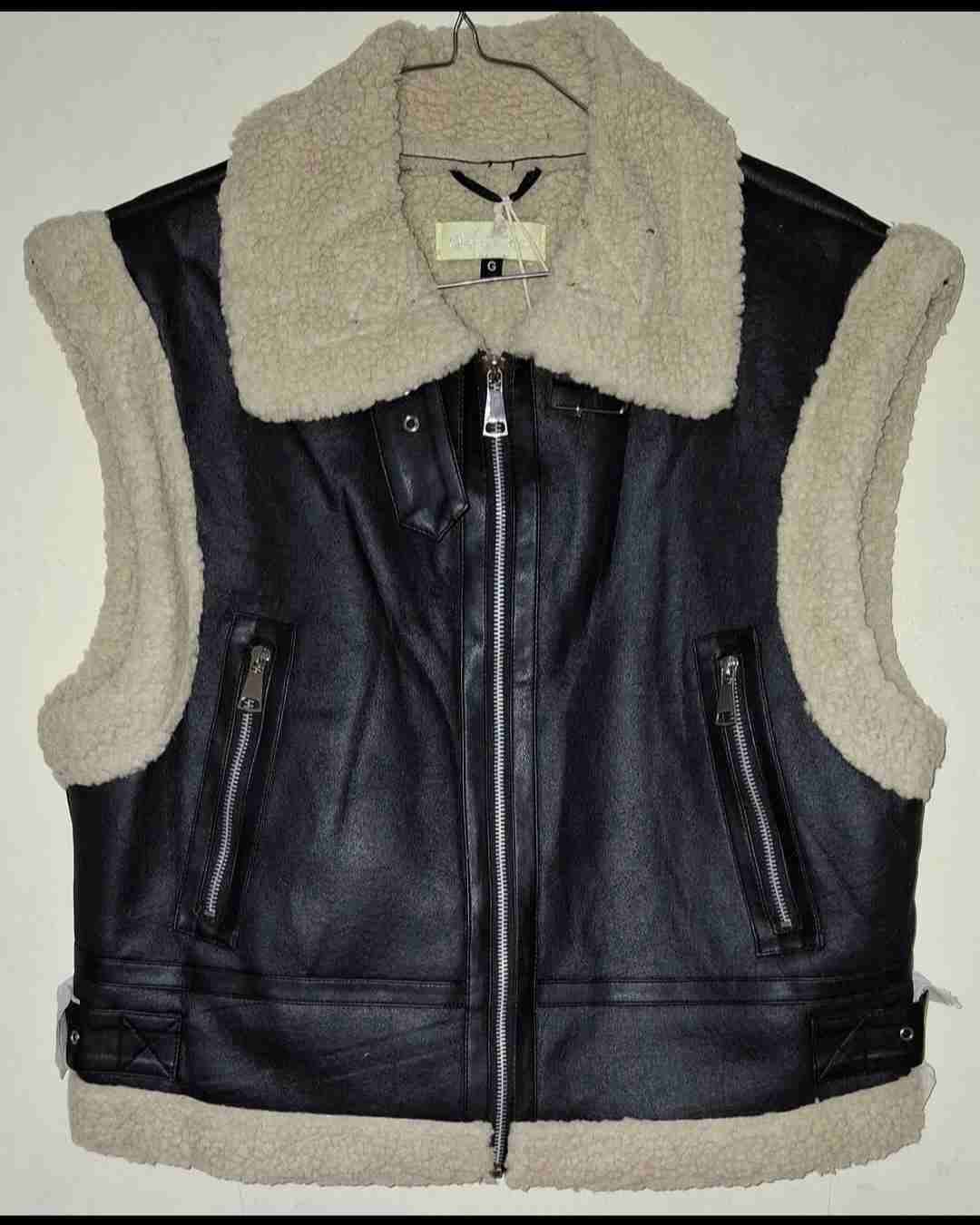 Chaqueta de cuero con forro de lana