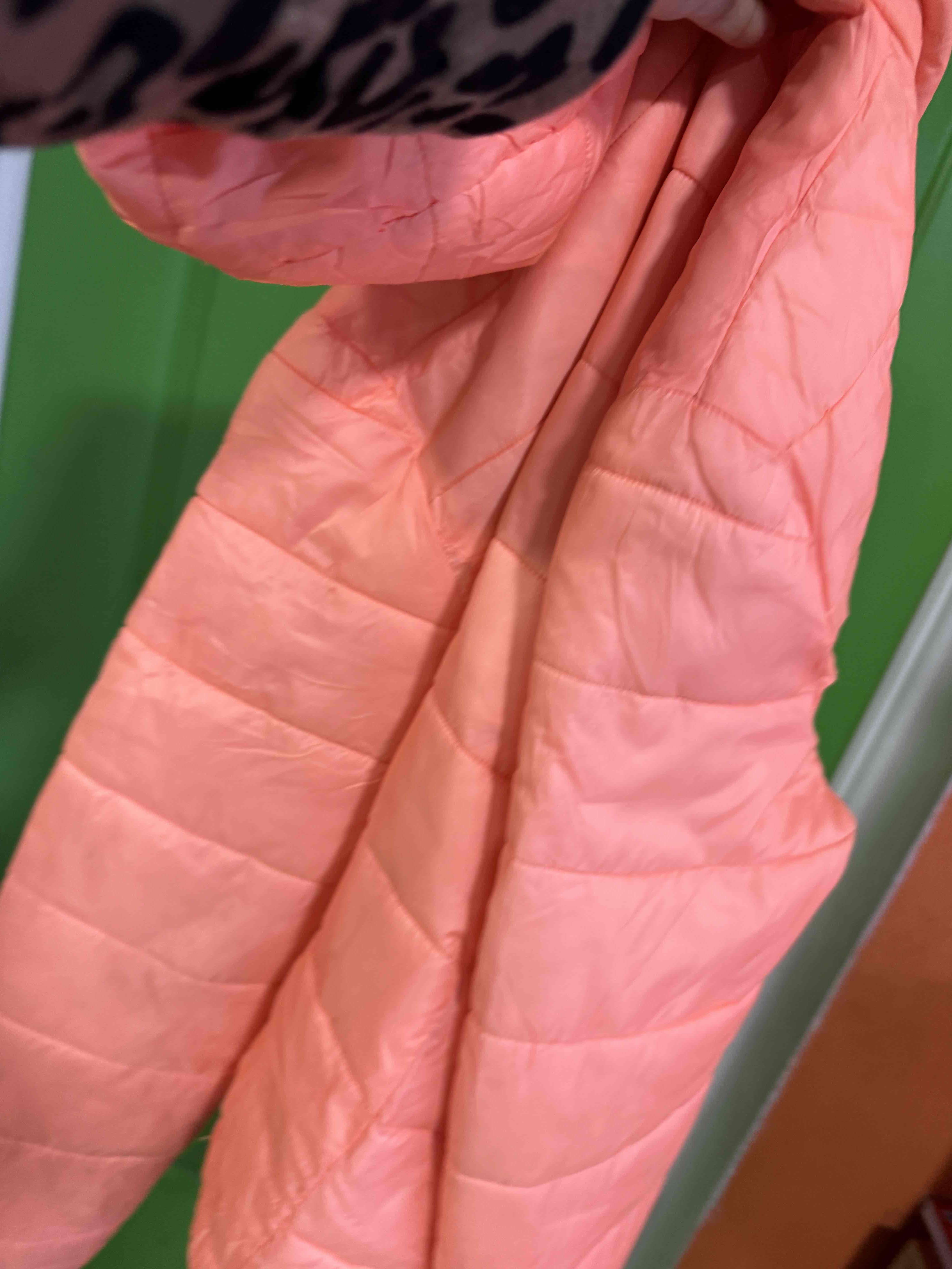 Chaqueta acolchada rosada talla 12 - miniatura 2