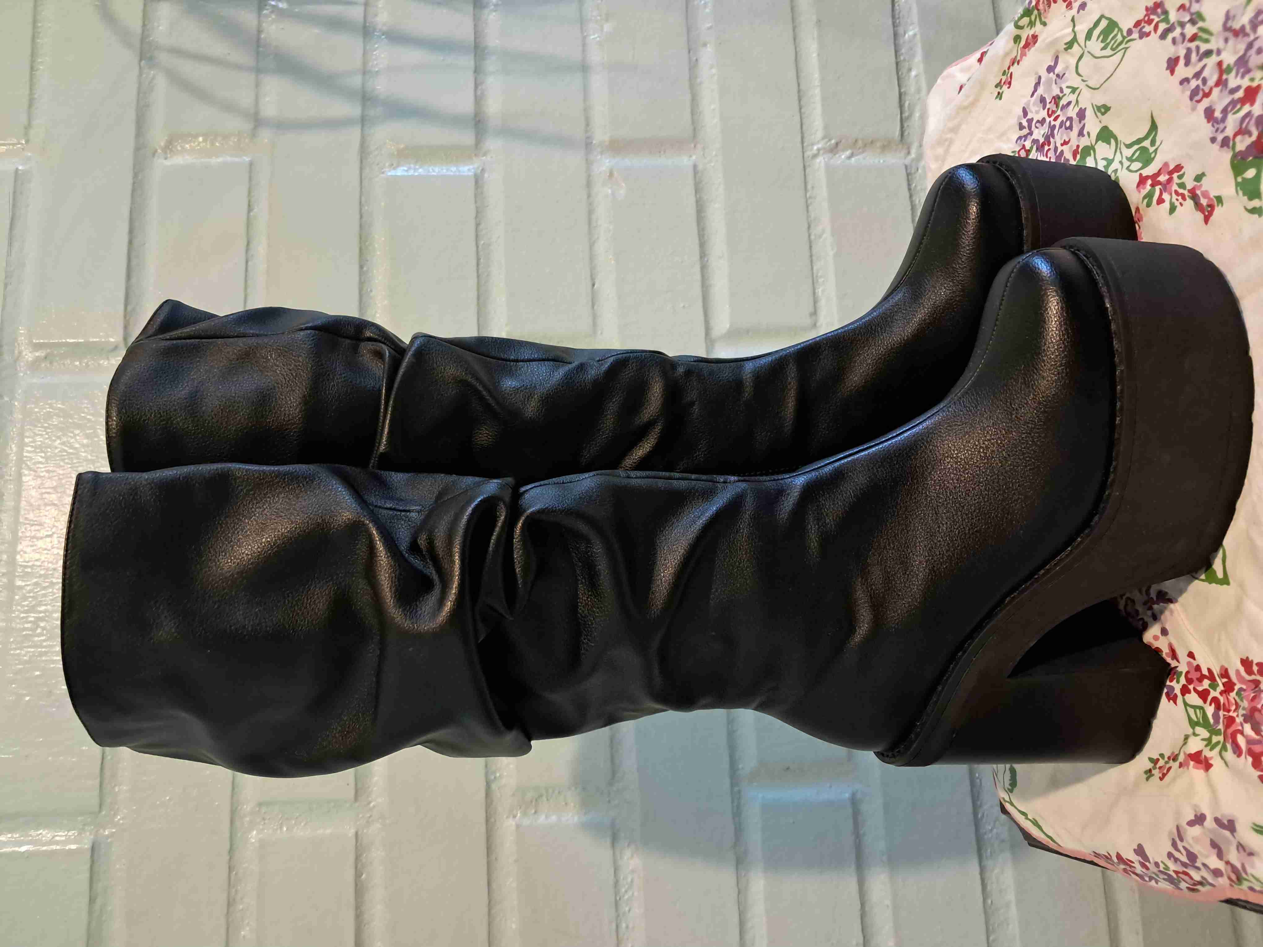 Botas negras de plataforma - miniatura 2