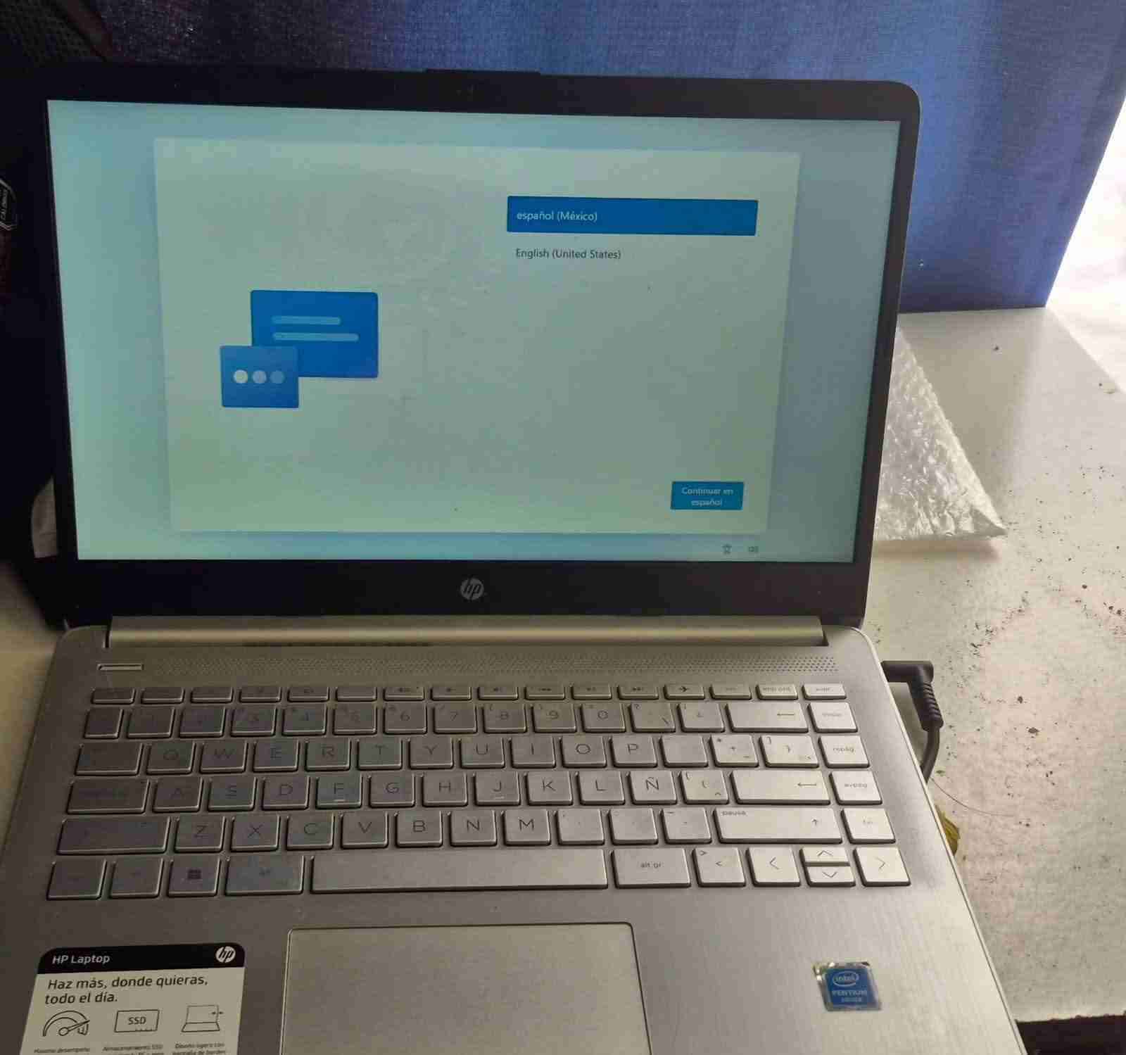 Laptop HP Intel Pentium - miniatura 2