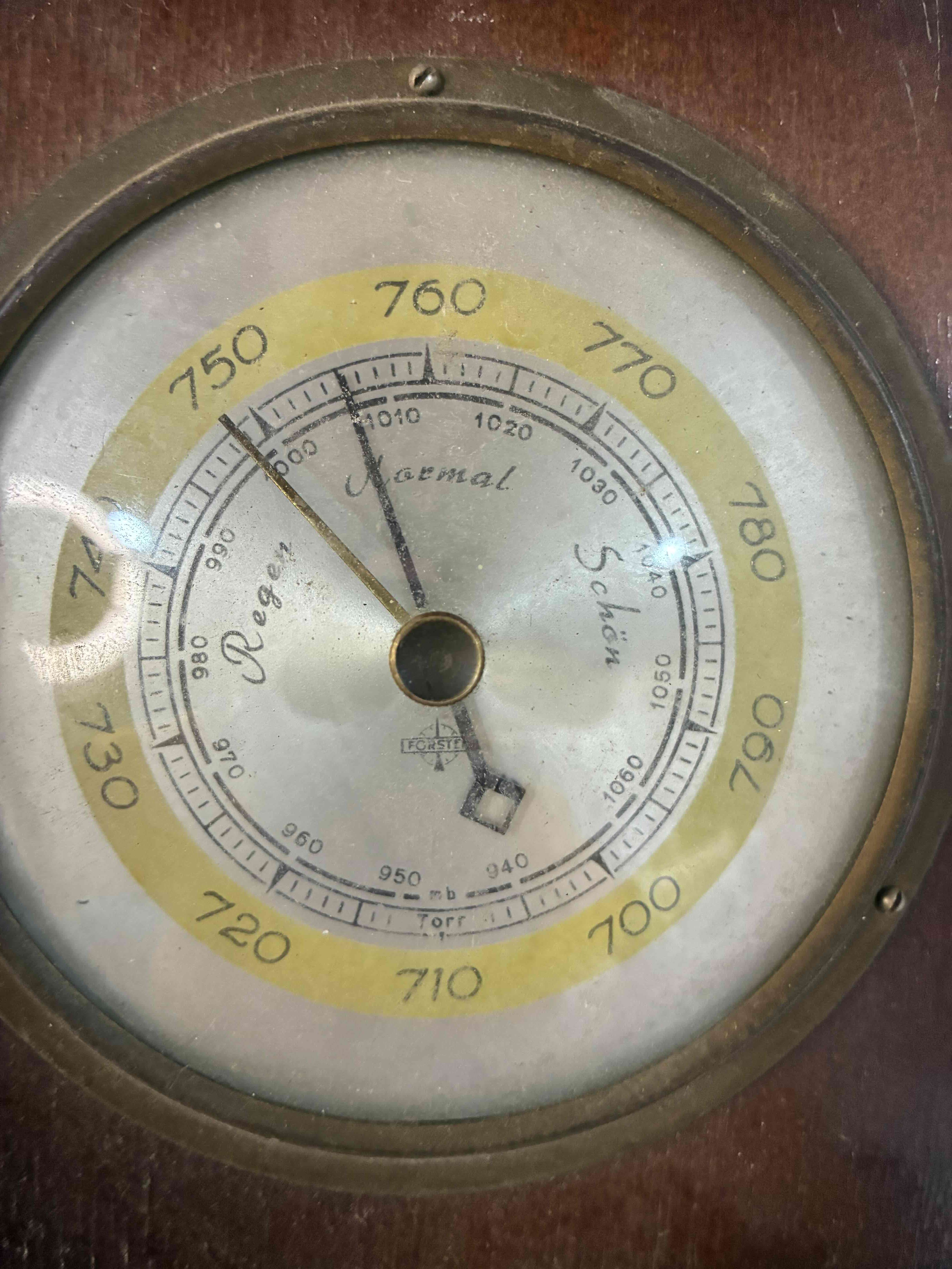 Barómetro vintage de madera - miniatura 2