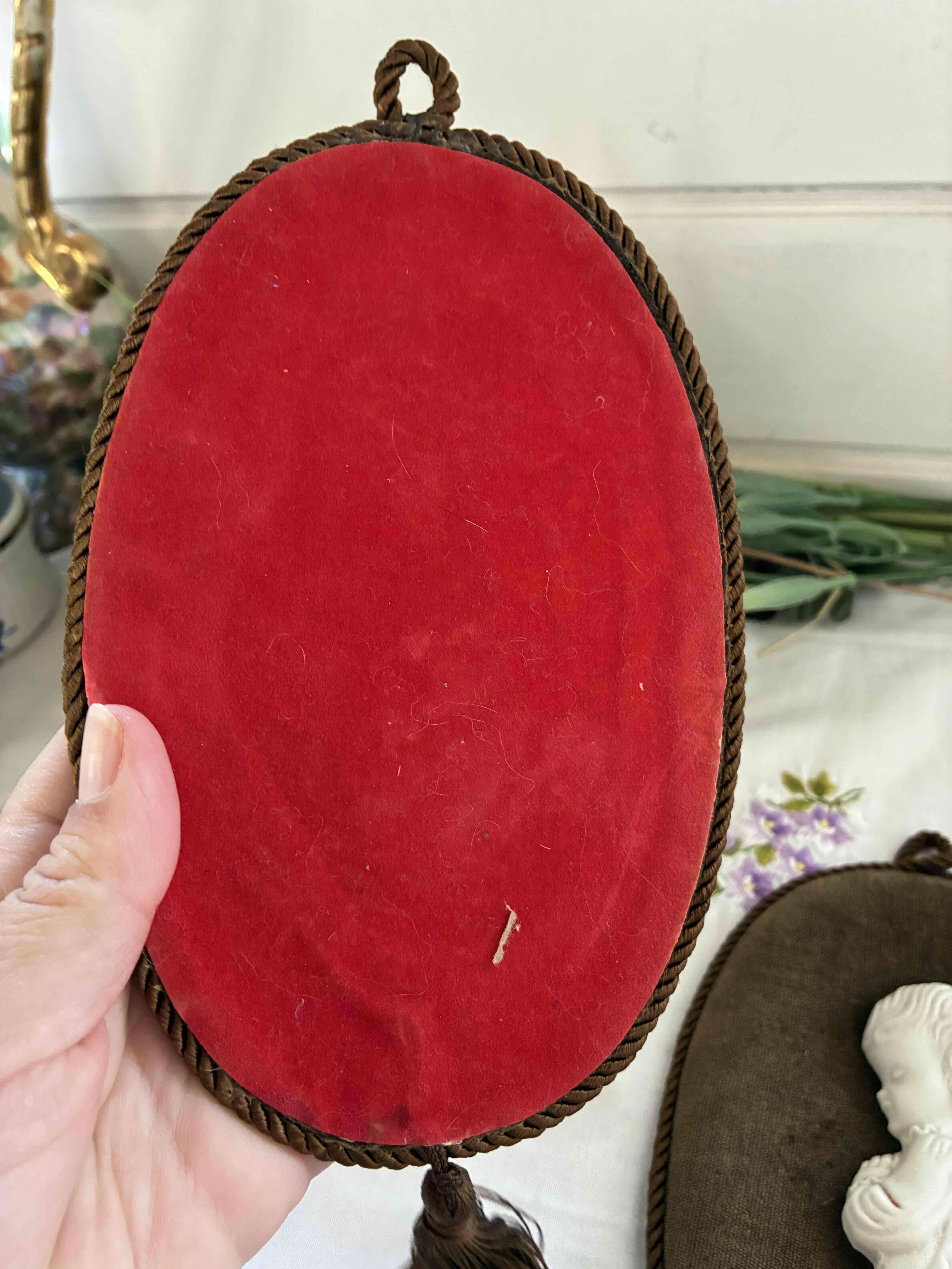 Decoración de pared con figuras religiosas - miniatura 4