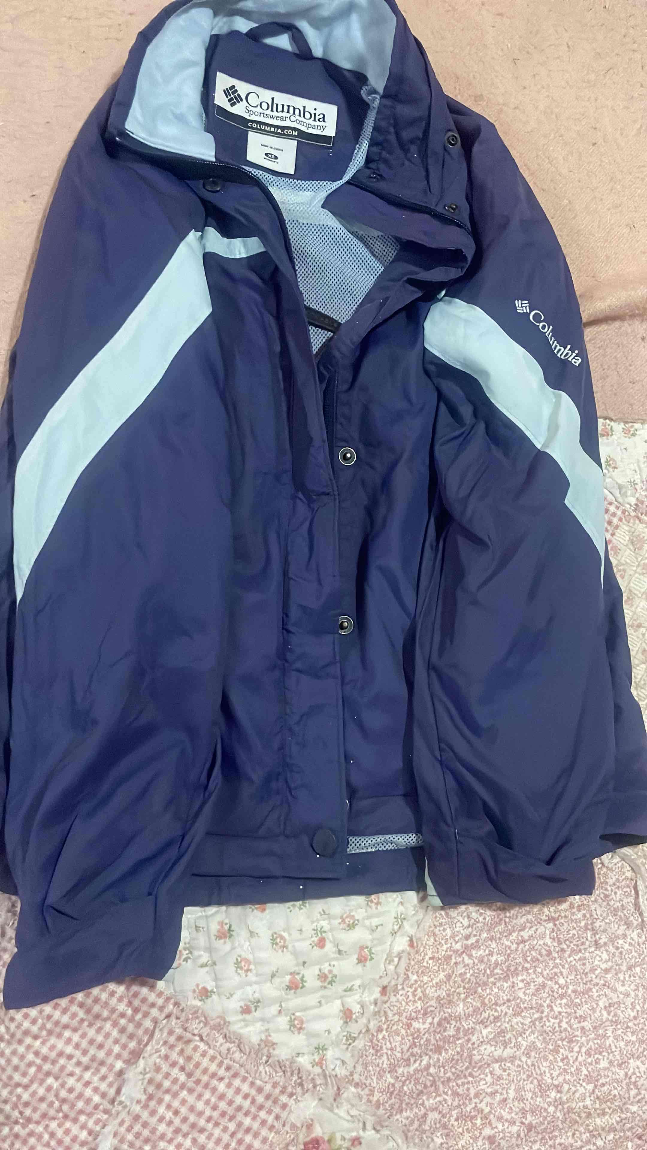 Cortaviento Columbia azul