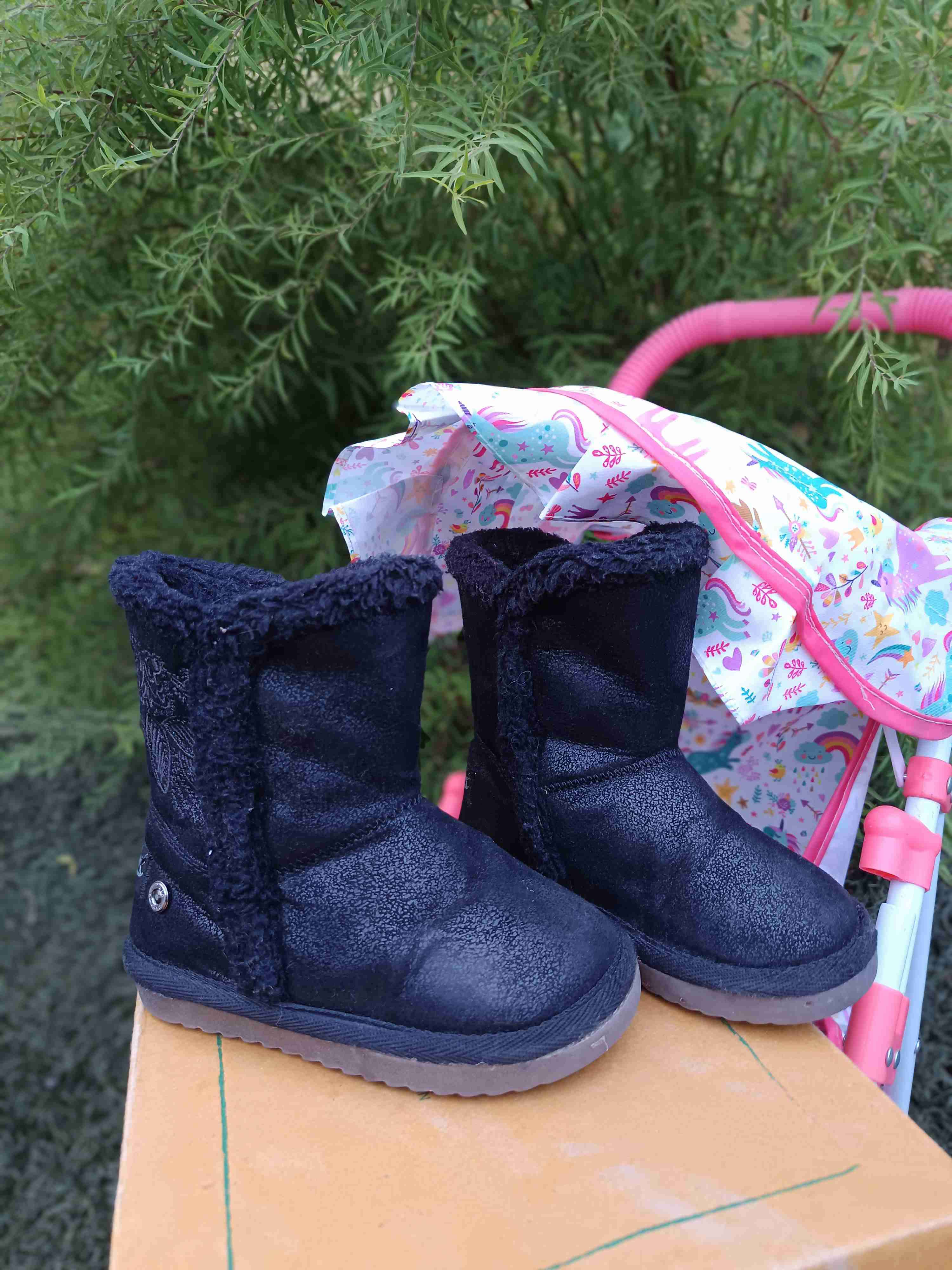 Botas negras infantiles con forro - miniatura 2