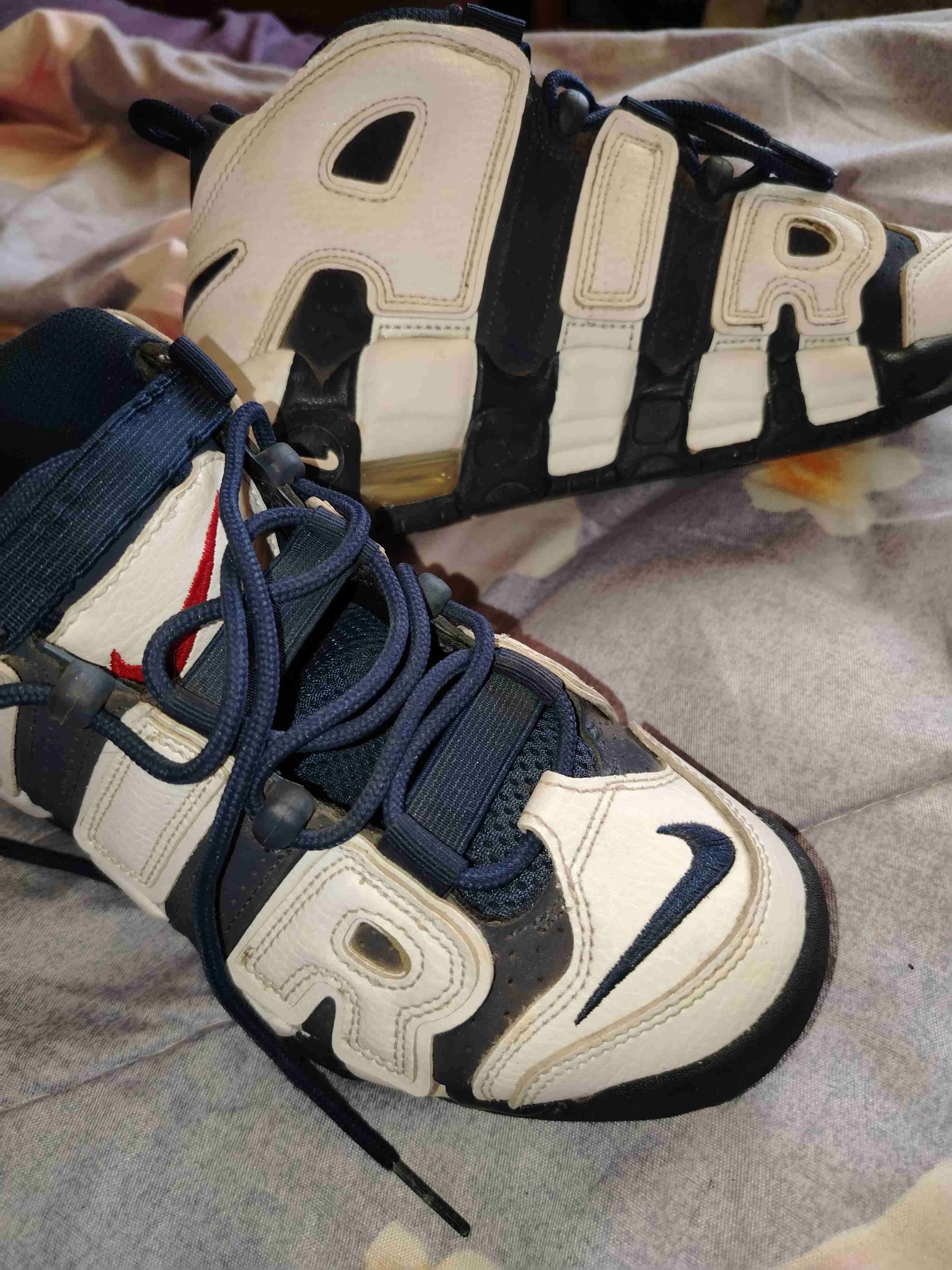 Zapatillas deportivas Nike blancas y azul - miniatura 1