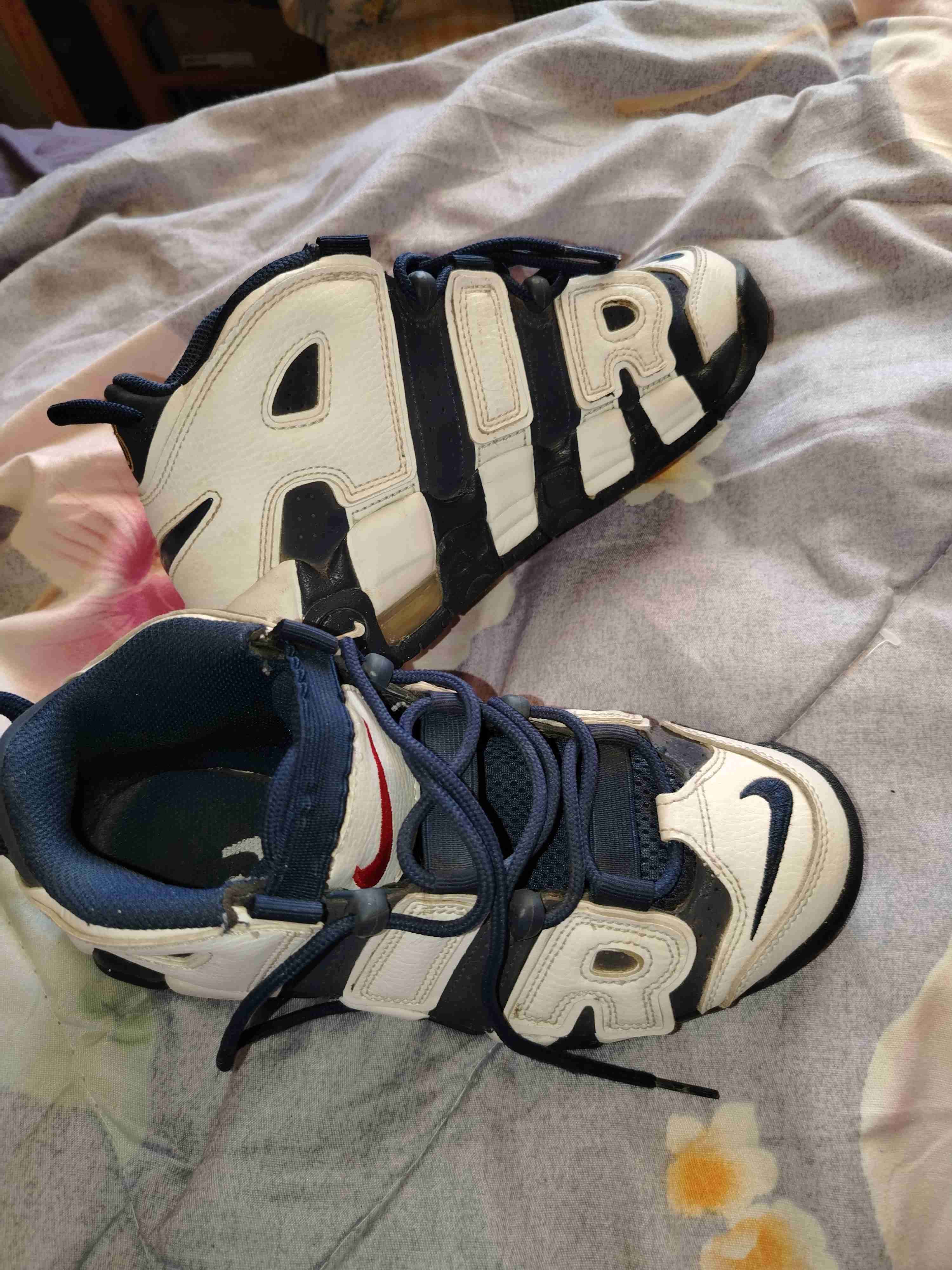 Zapatillas deportivas Nike blancas y azul - miniatura 2