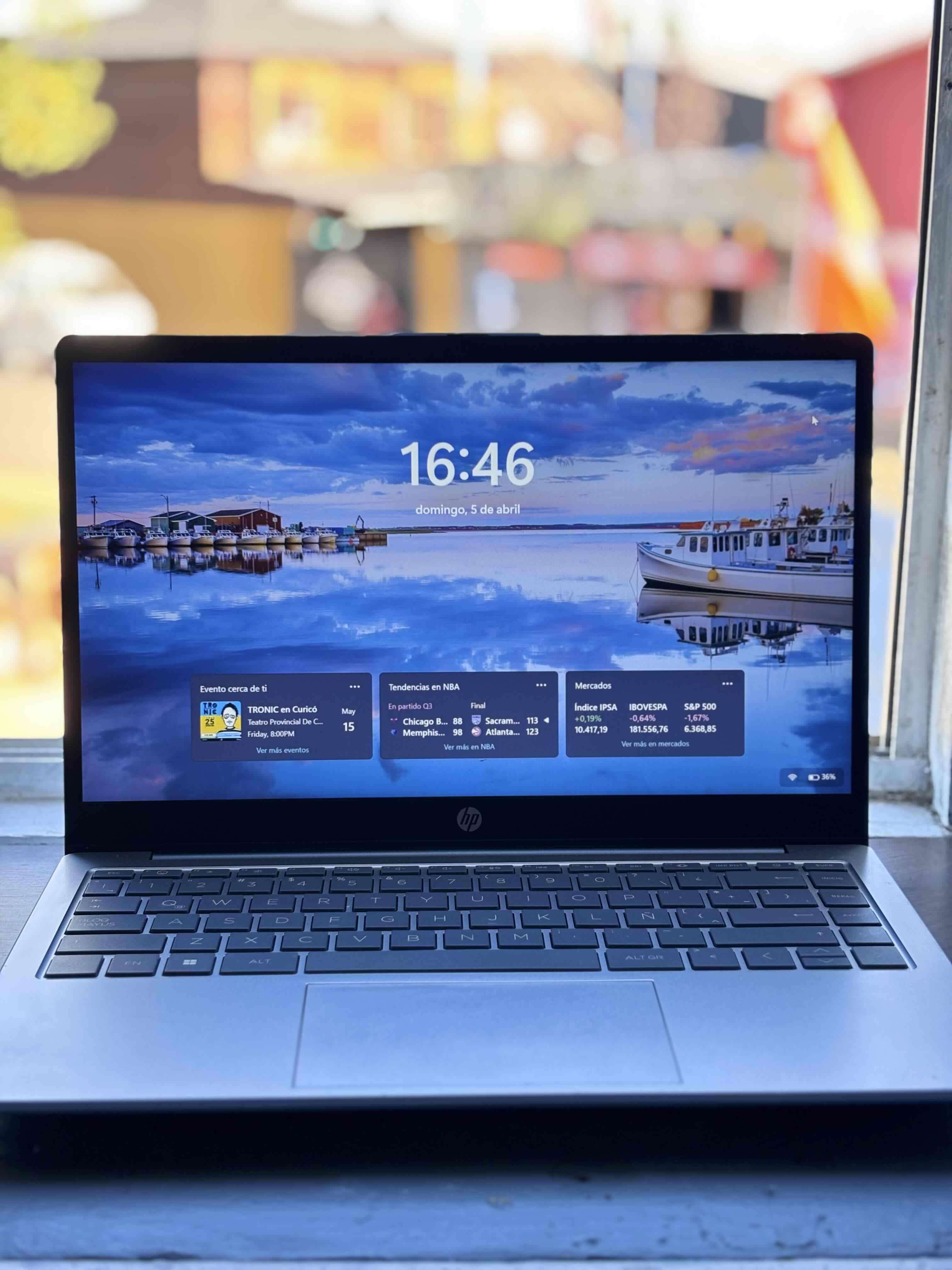 Notebook HP en buen estado - miniatura 1