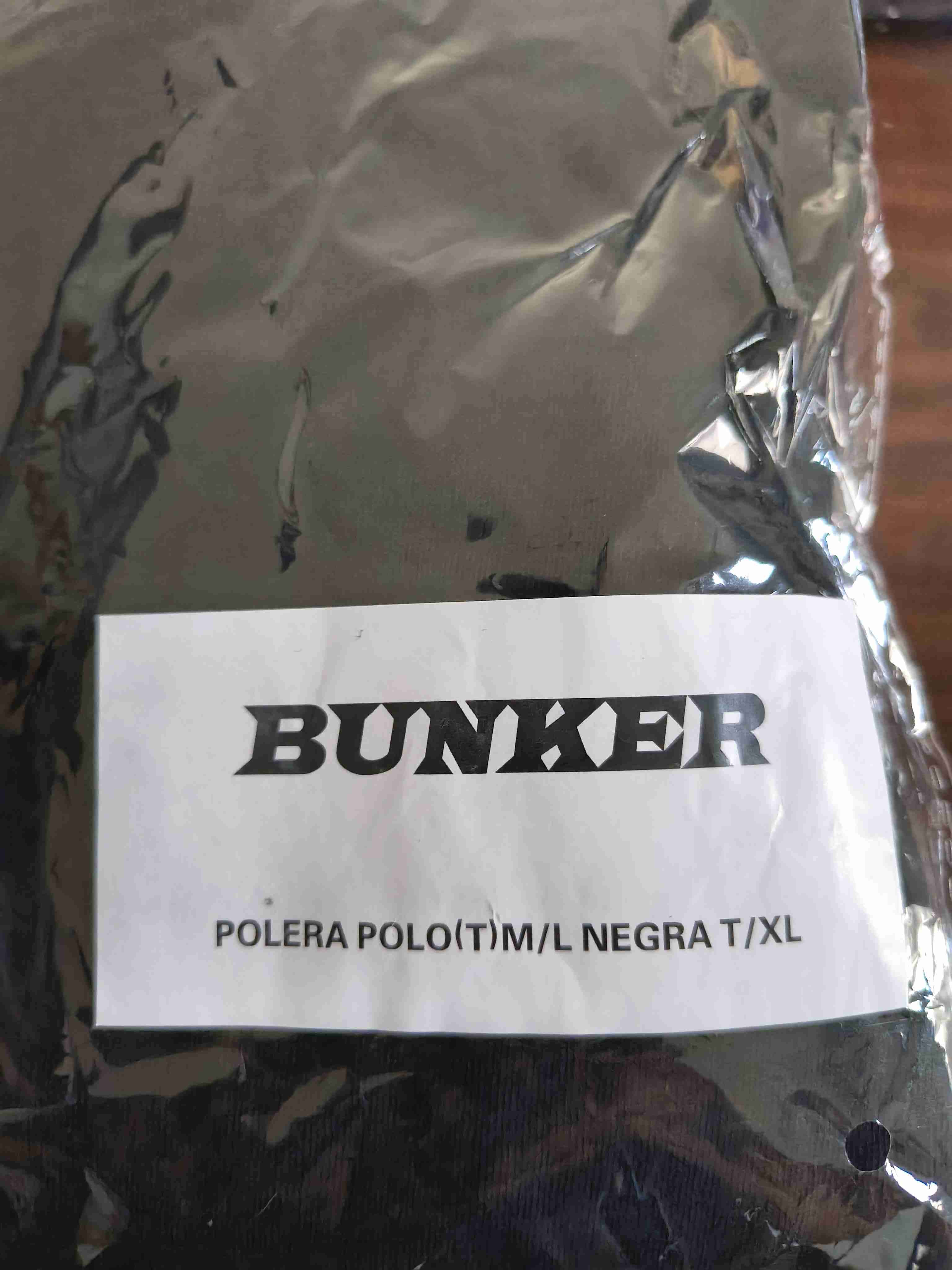 Polera polo negra Bunker - miniatura 6