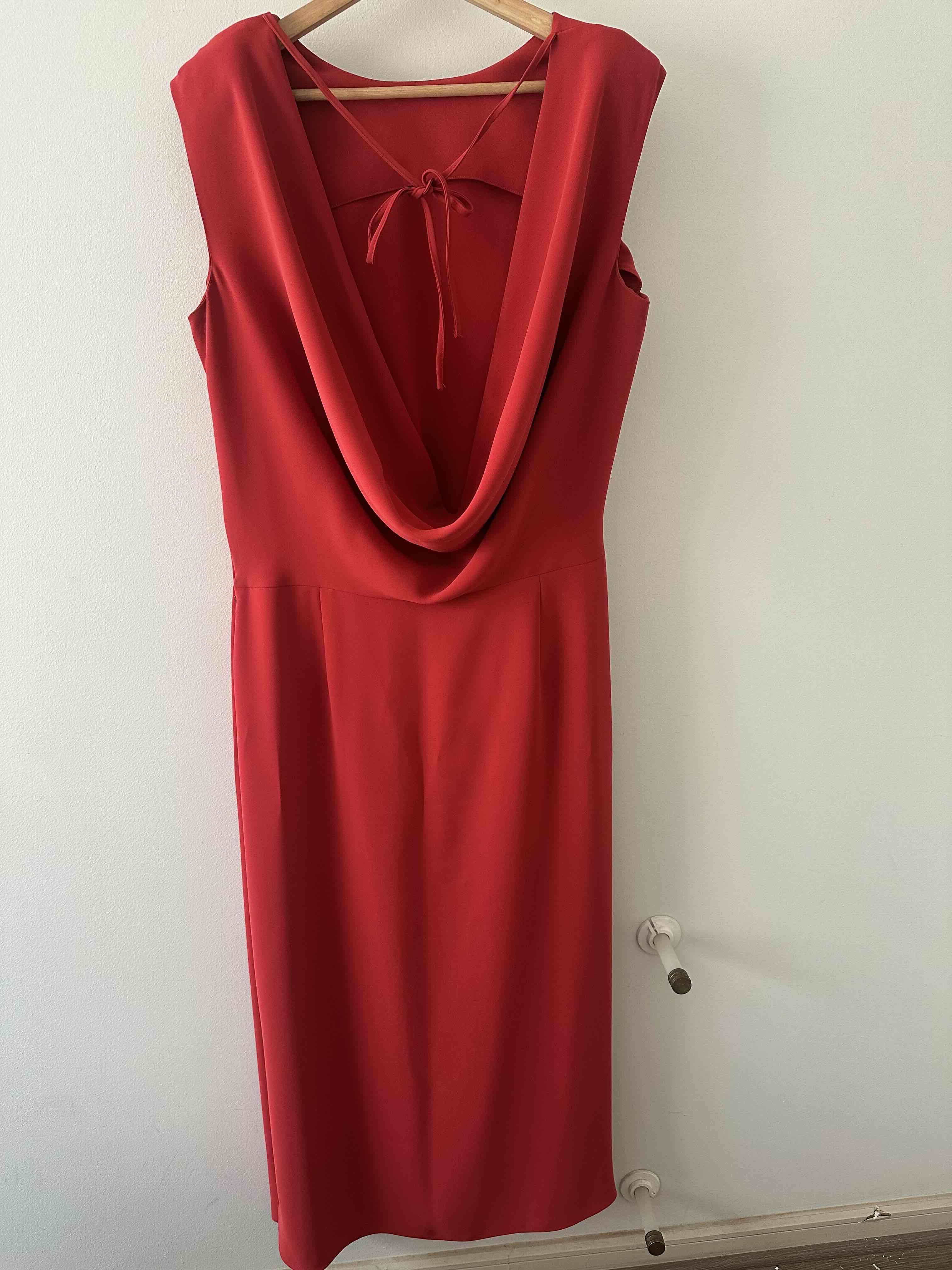 Vestido rojo elegante.Talla 44. - miniatura 2
