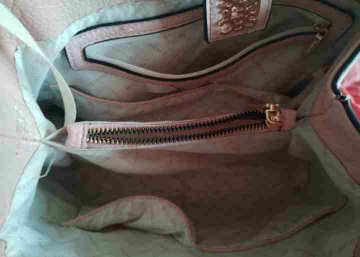 Cartera rosa de cuero - miniatura 3