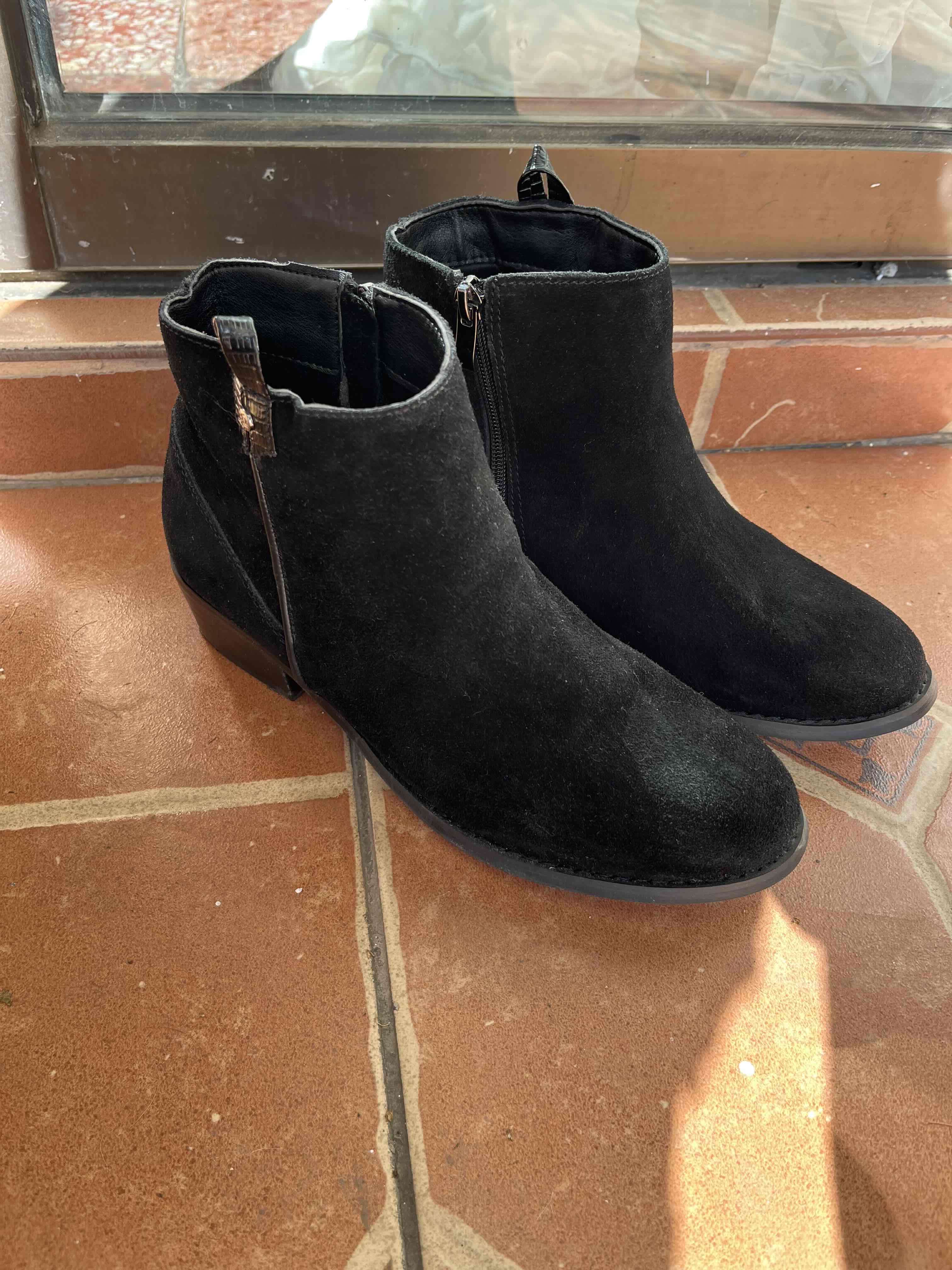 Botines negros de gamuza - miniatura 4