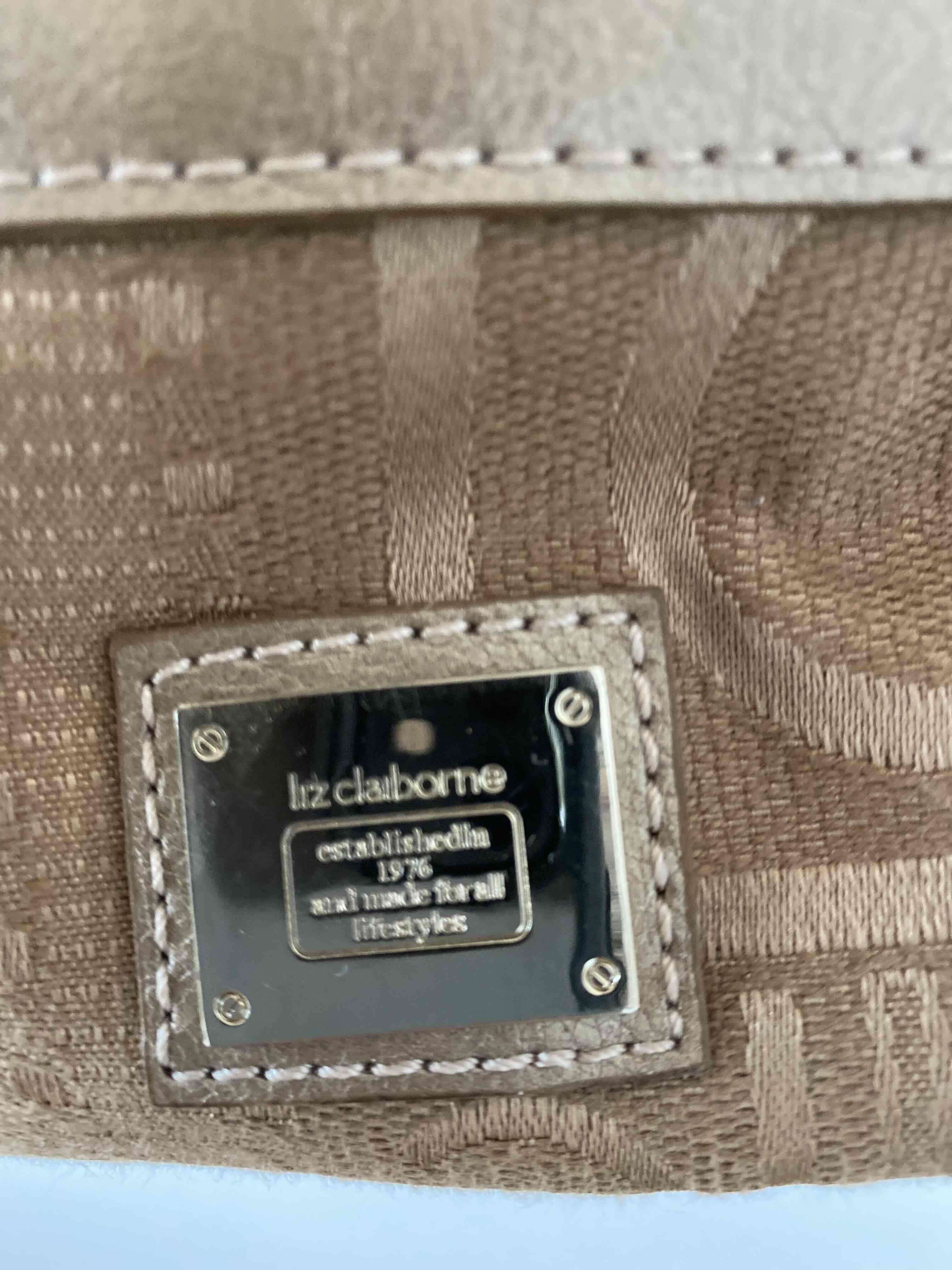 Bolso de mano dorado - miniatura 3