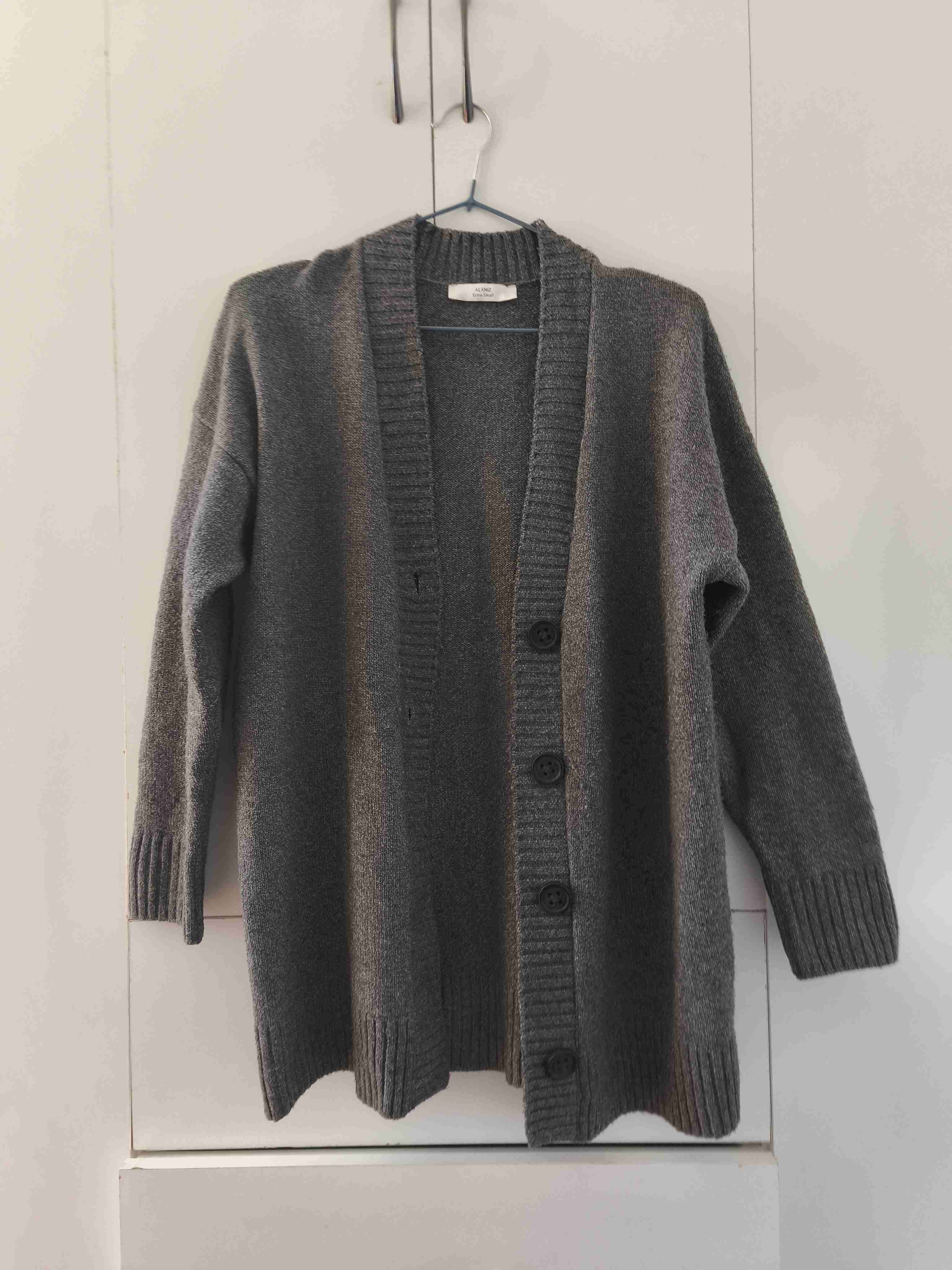 Cardigan gris de lana