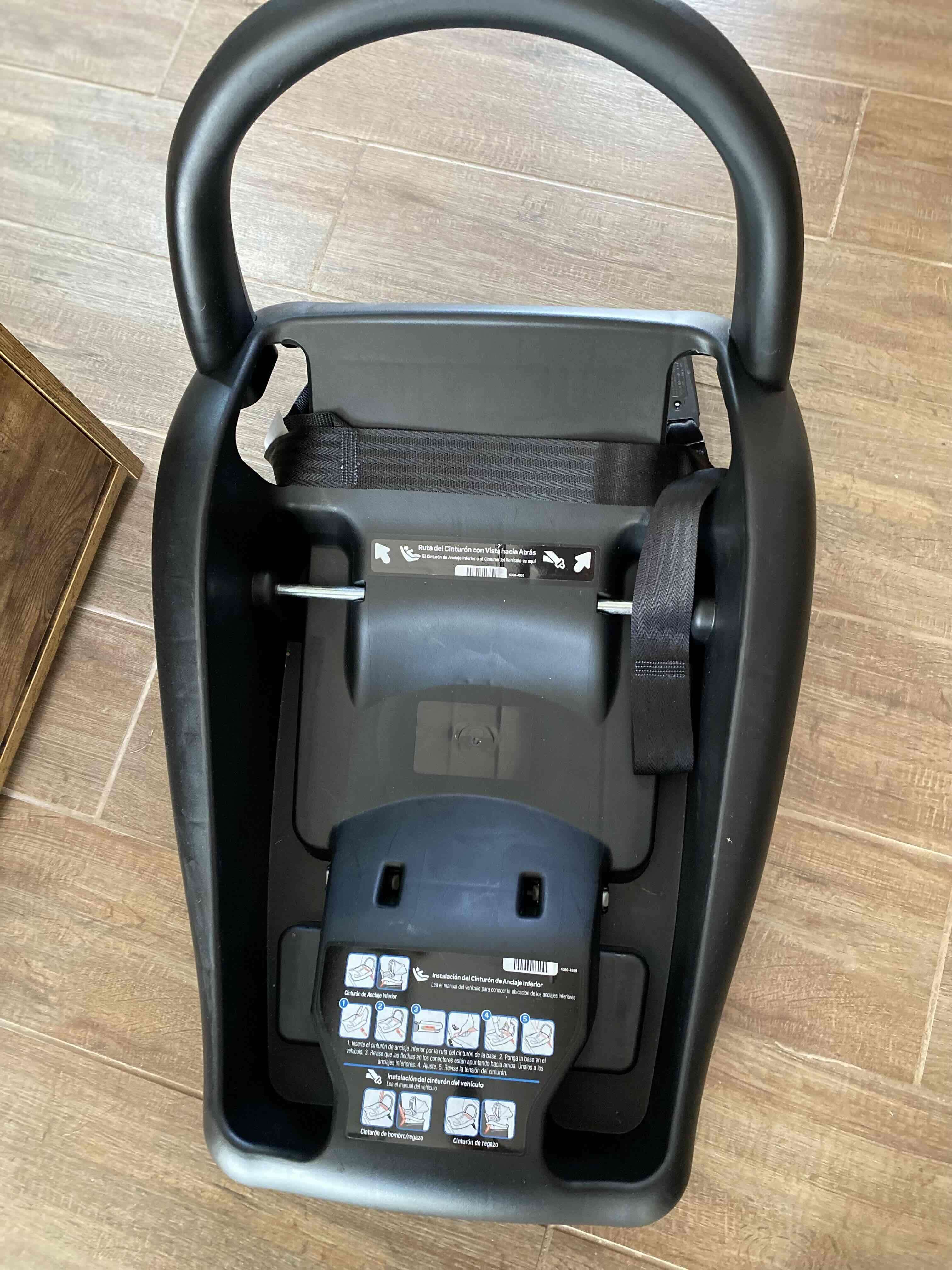 Silla de auto Maxi-Cosi negra - miniatura 4