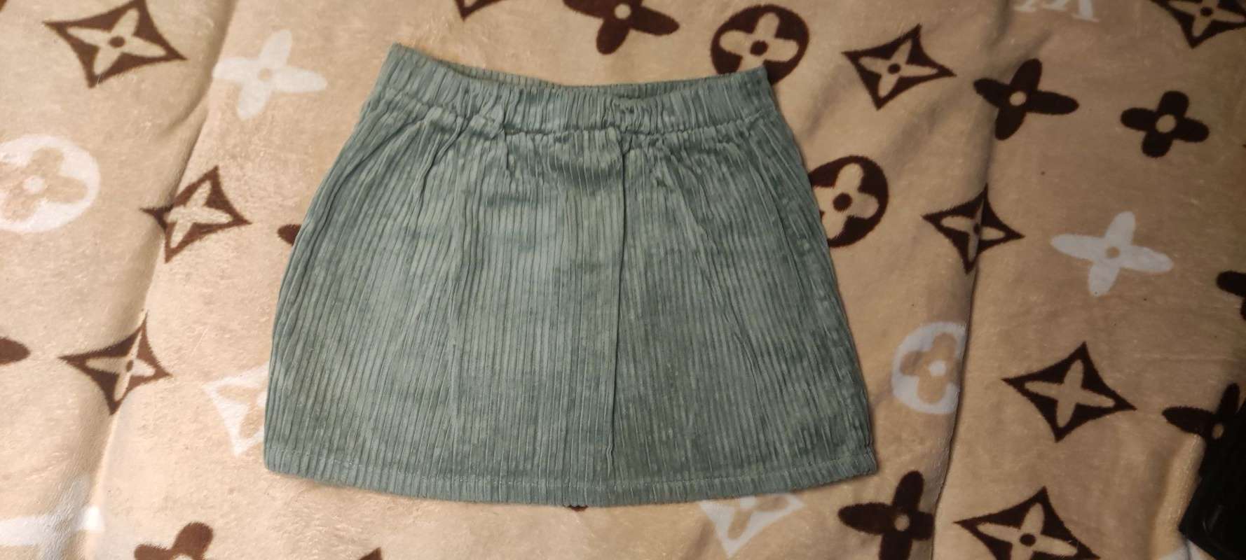 Falda de pana (cotele) verde con botones - miniatura 2