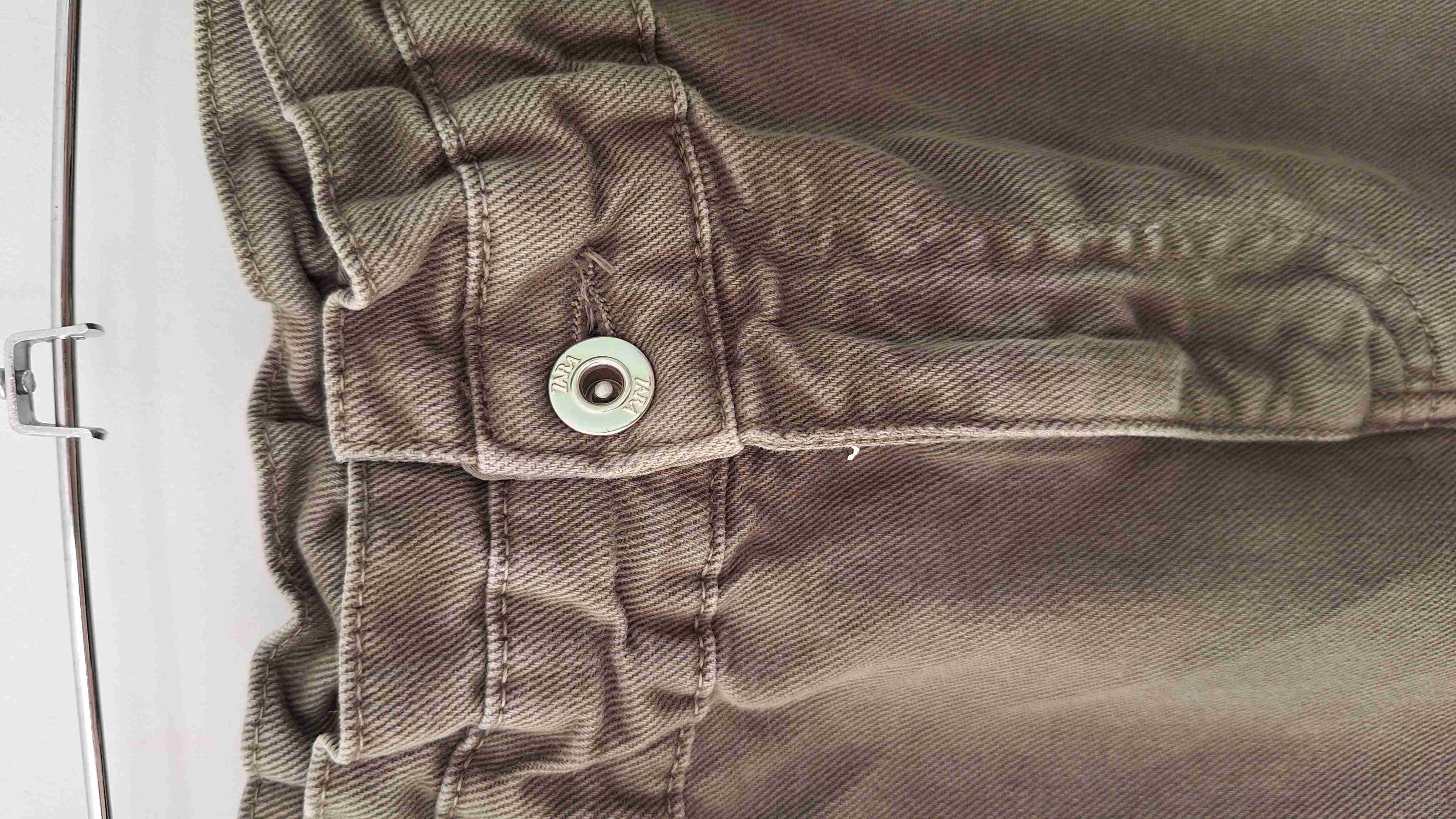 Pantalones cargo caqui Zara - miniatura 2