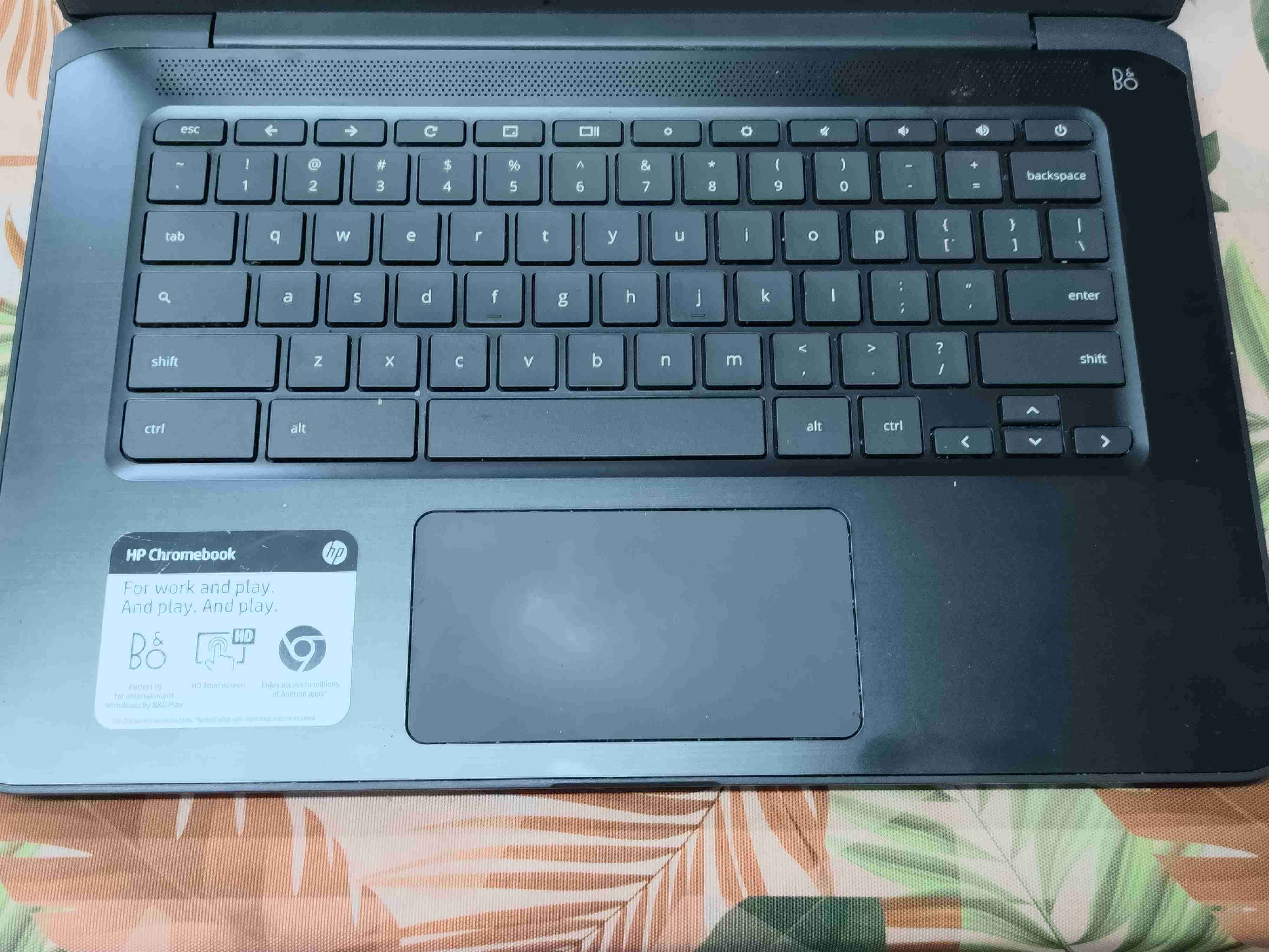 HP Chromebook con adhesivo - miniatura 2