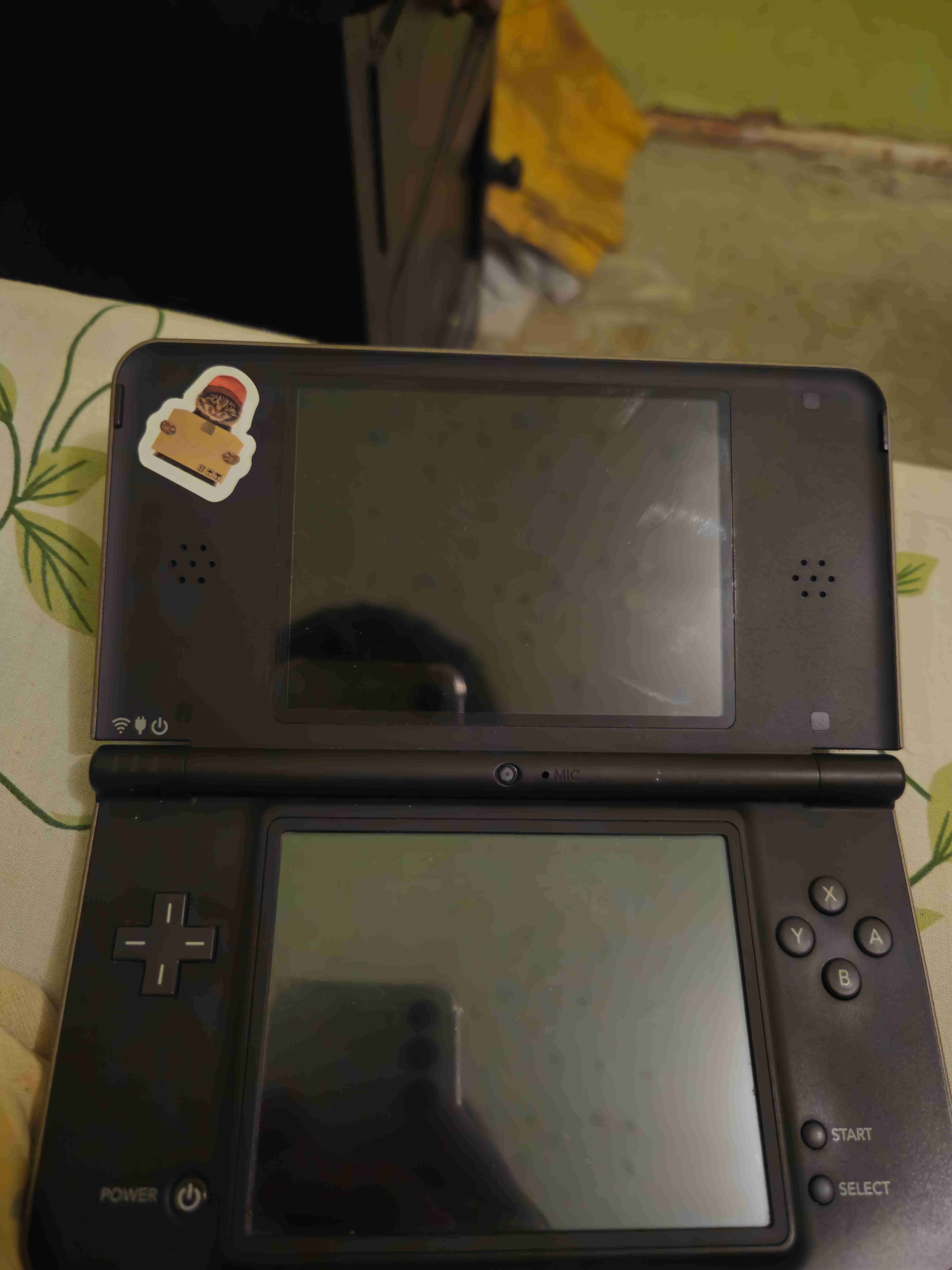 Dsi xl - miniatura 5