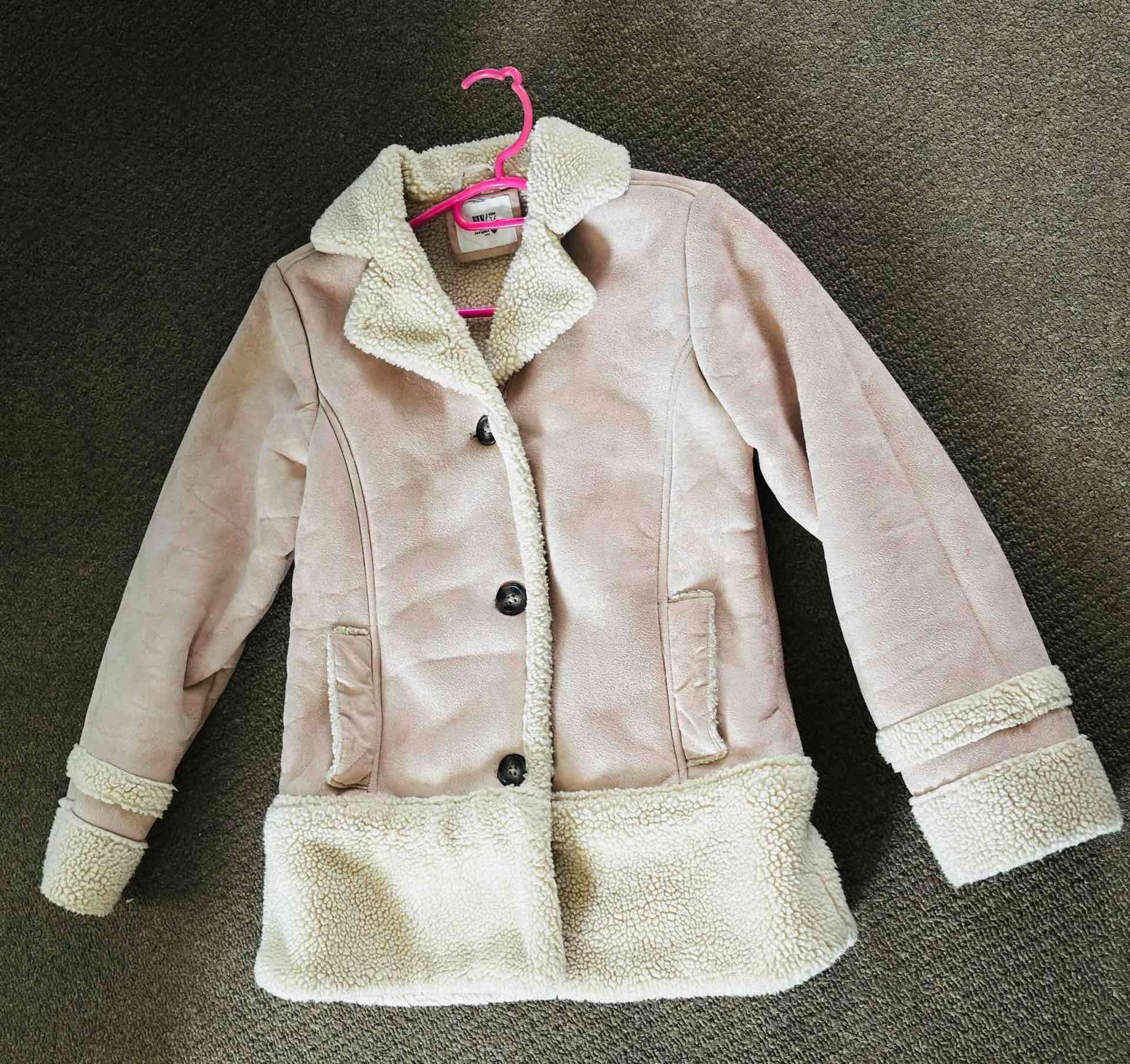 Abrigo rosado con forro chiporro - miniatura 2
