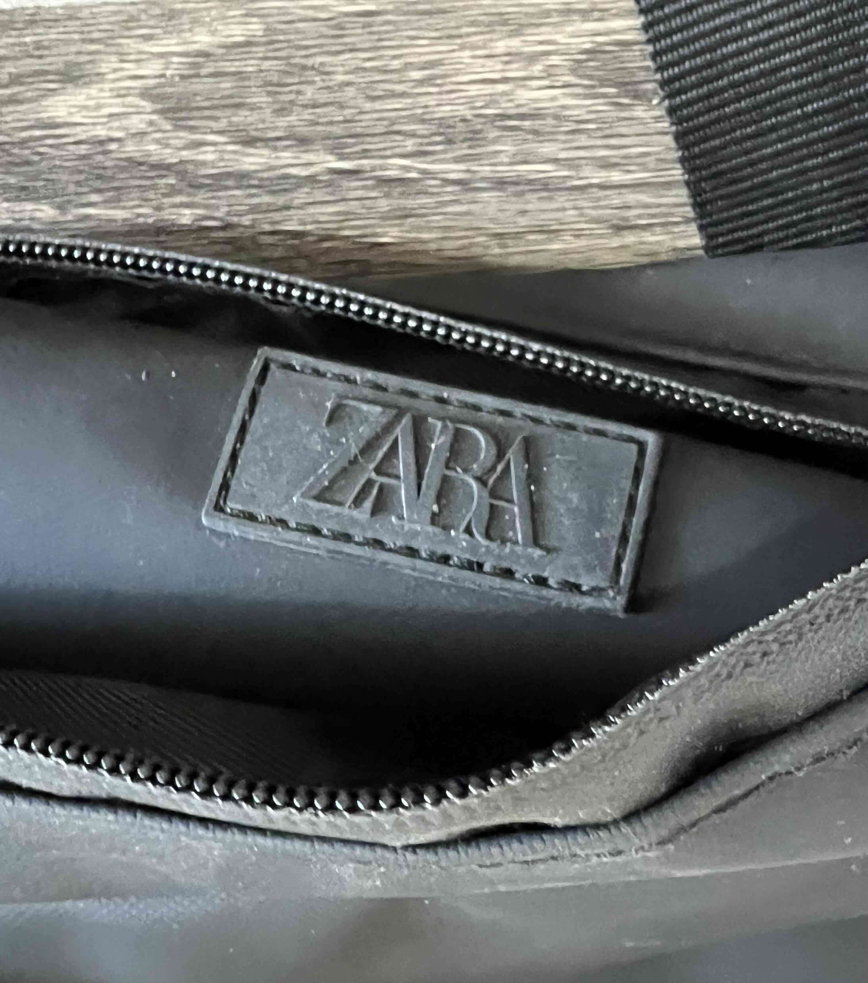 Bolso de hombro negro con cintas decorativas - miniatura 2