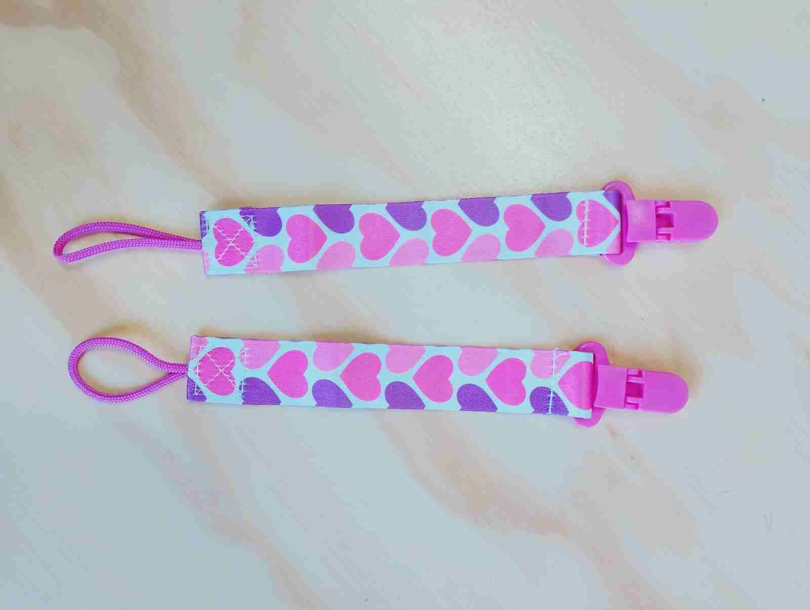 Sujetadores de chupete coloridos