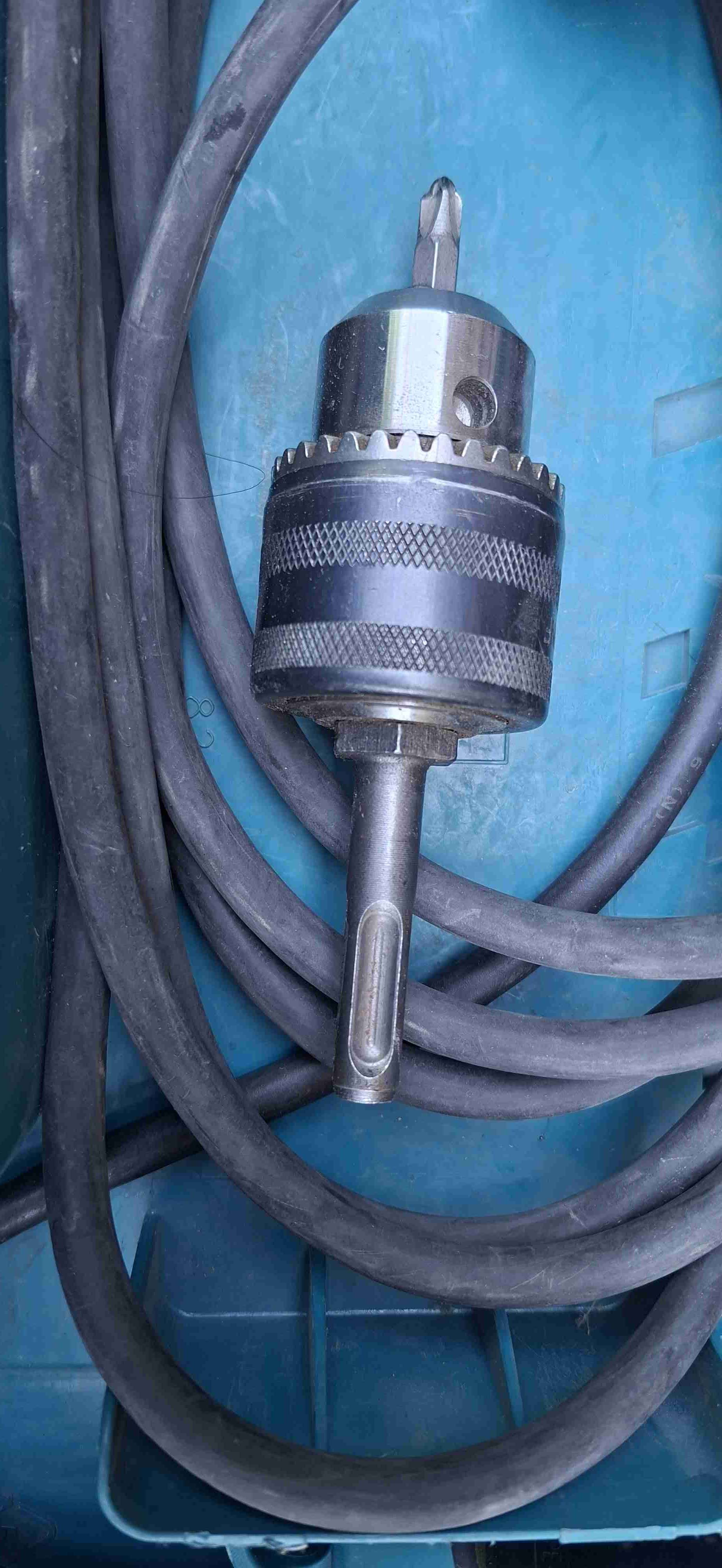 Rotomartillo Makita en maleta HR2230 - miniatura 4