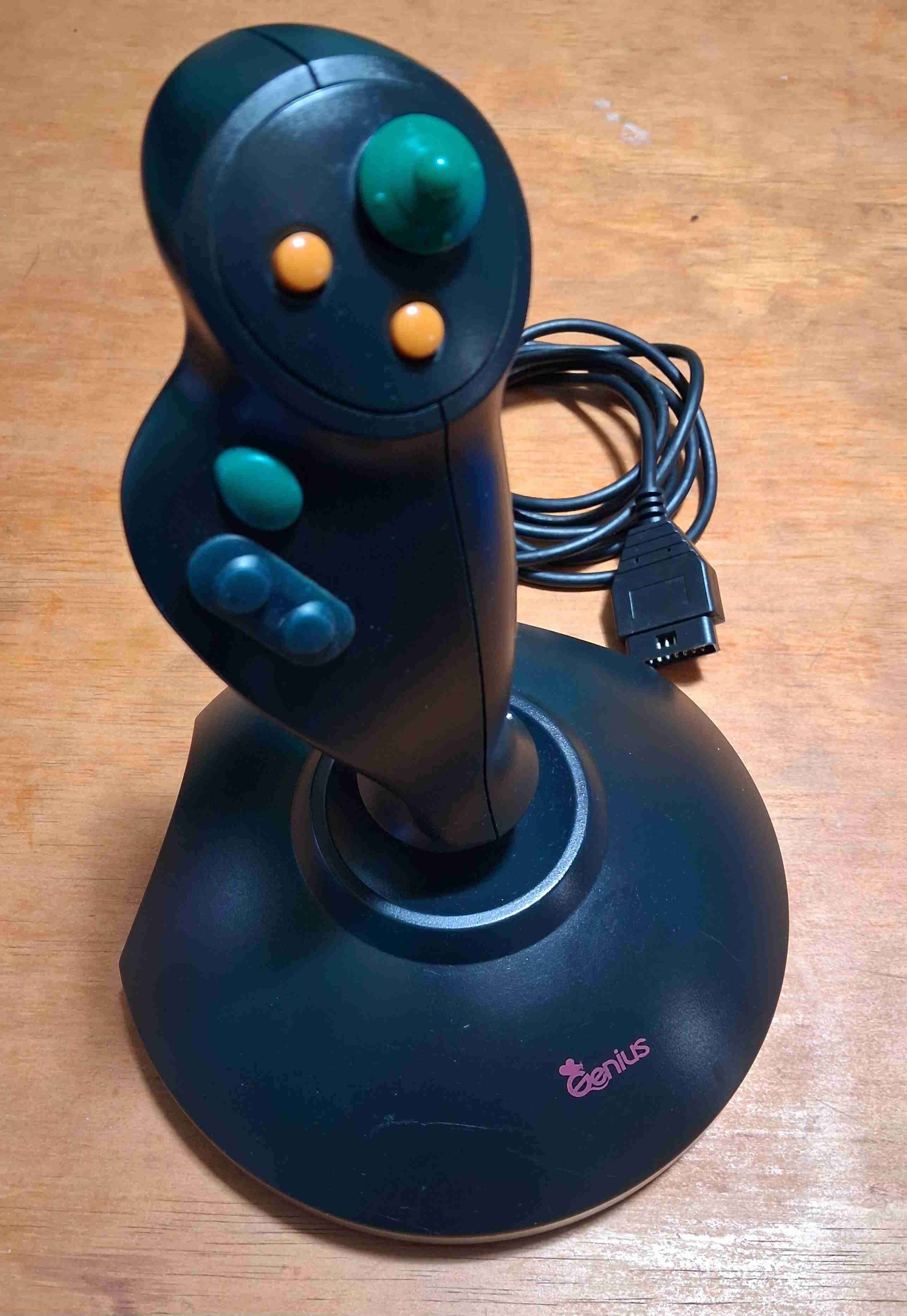Joystick Genius Flight 2000 F-20 Retro - miniatura 1