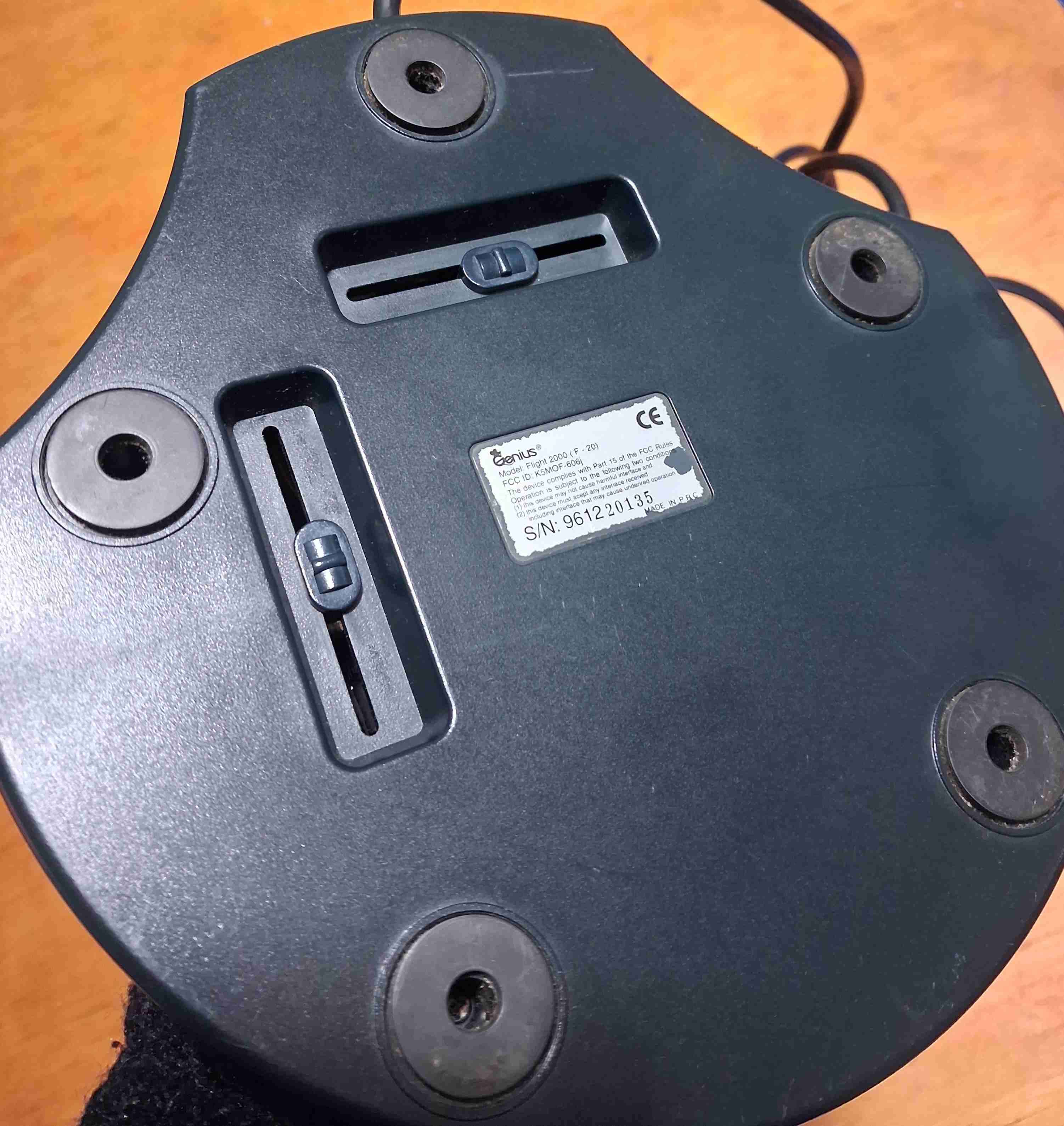 Joystick Genius Flight 2000 F-20 Retro - miniatura 4