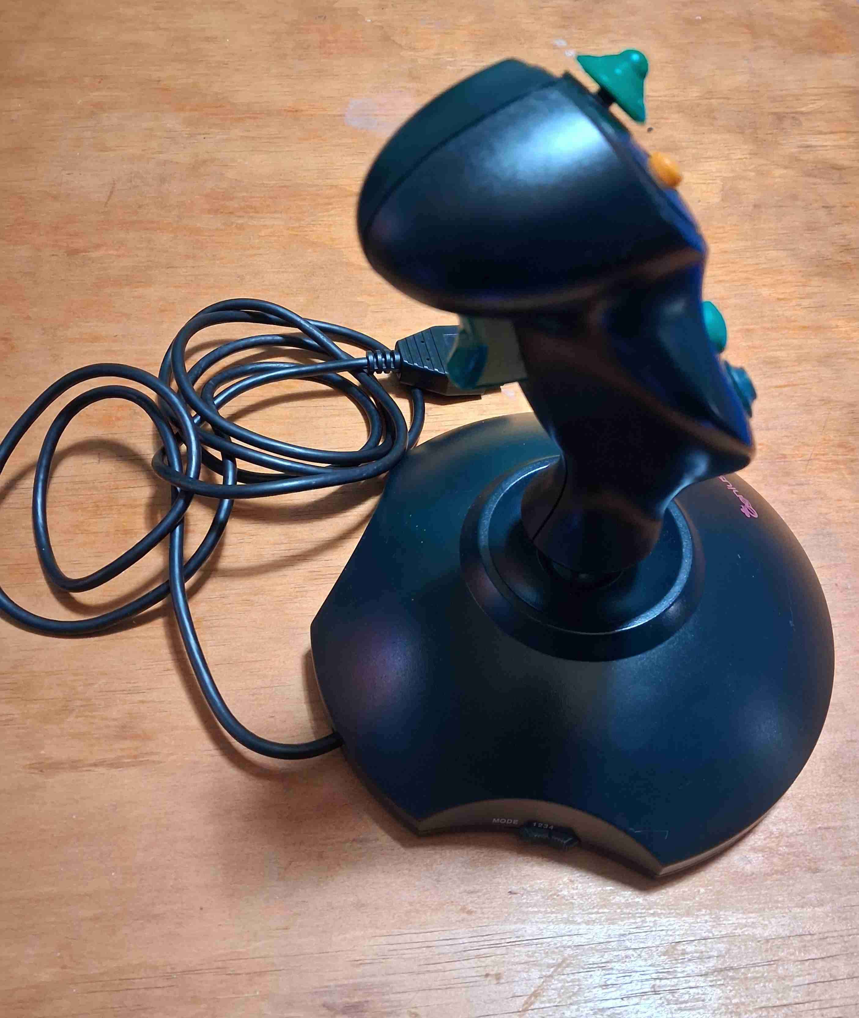 Joystick Genius Flight 2000 F-20 Retro - miniatura 6