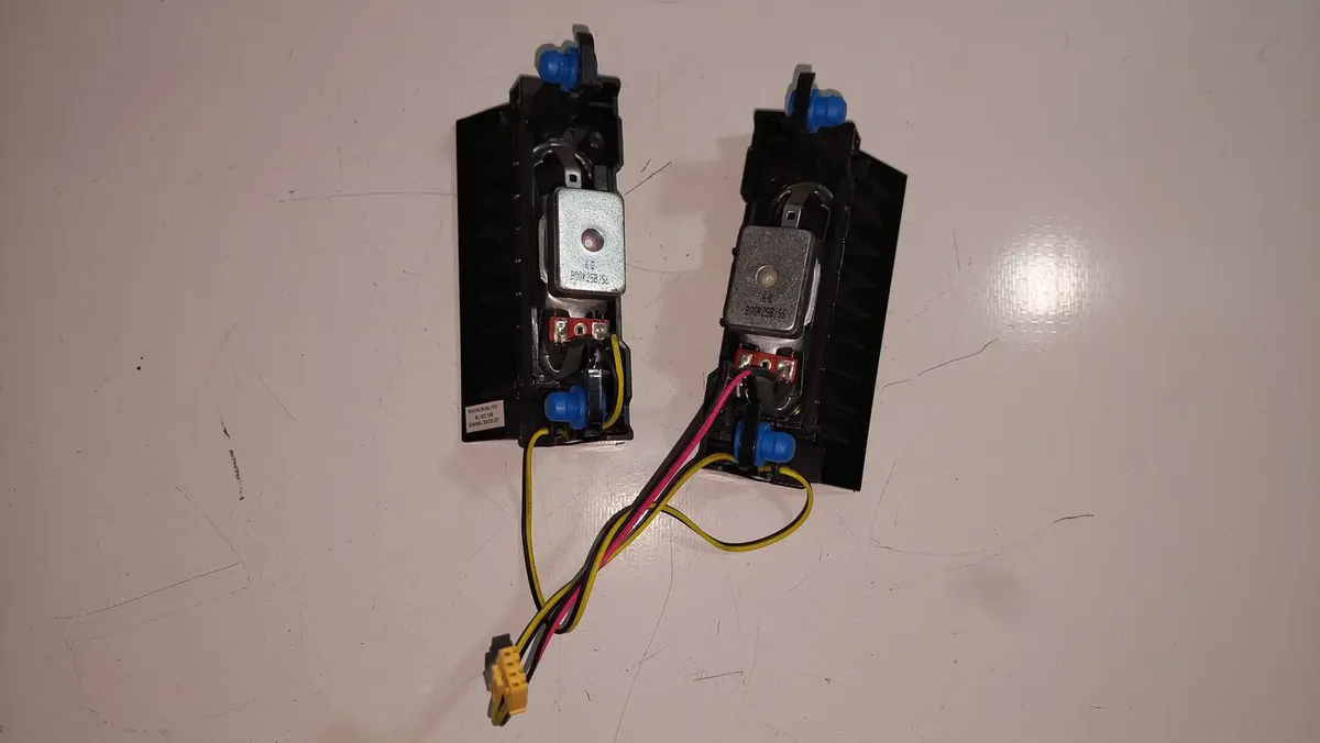 Parlantes Internos Para Smartv Samsung Un32t4300ag - miniatura 2