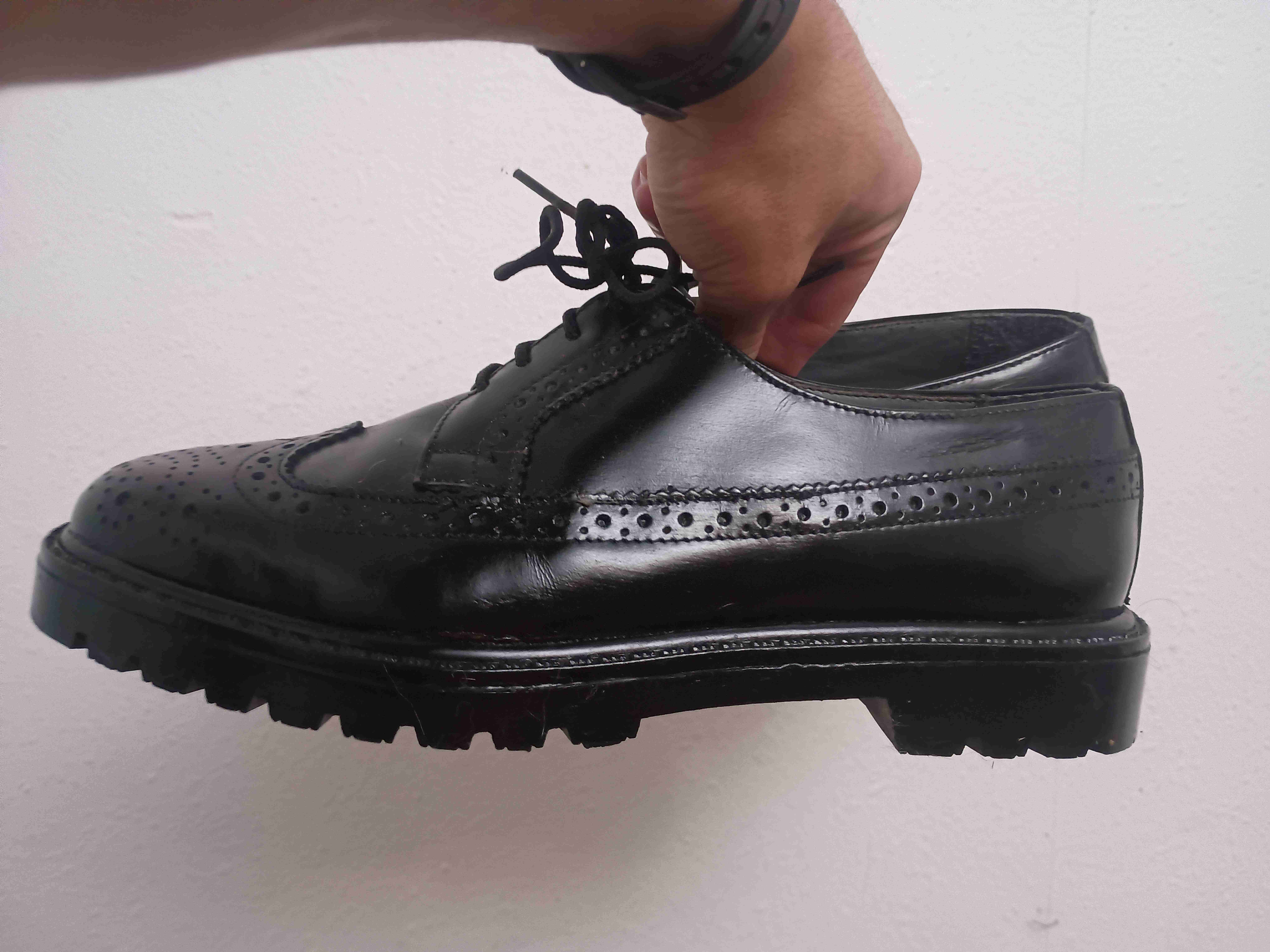 Zapatos Oxford de cuero negro con cordones - miniatura 3