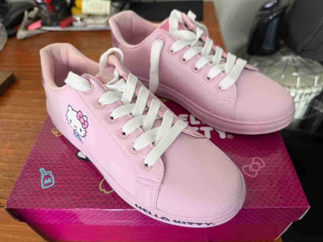 Zapatillas hello Kitty - miniatura 2