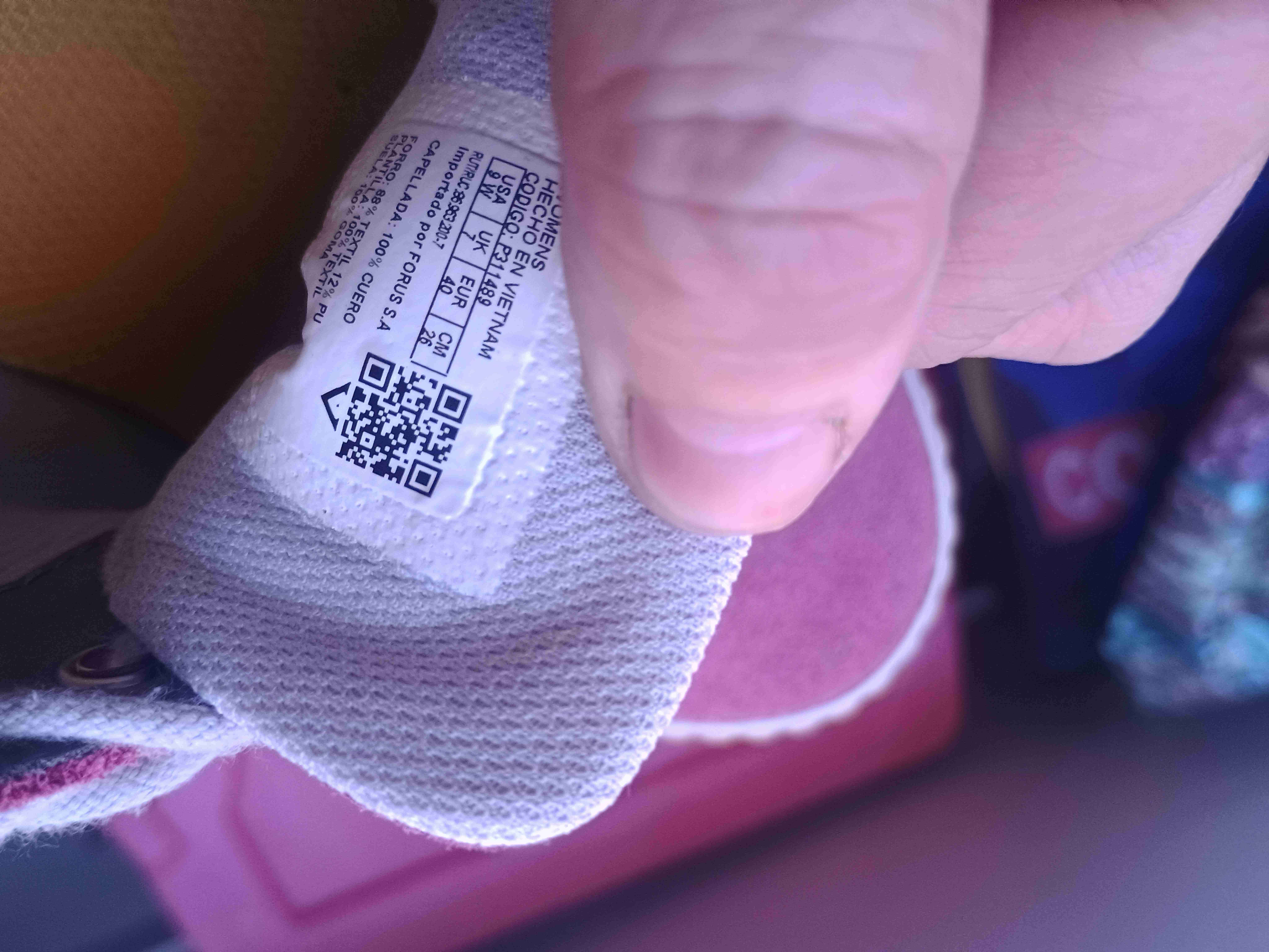 Zapatillas rosas de gamuza - miniatura 4