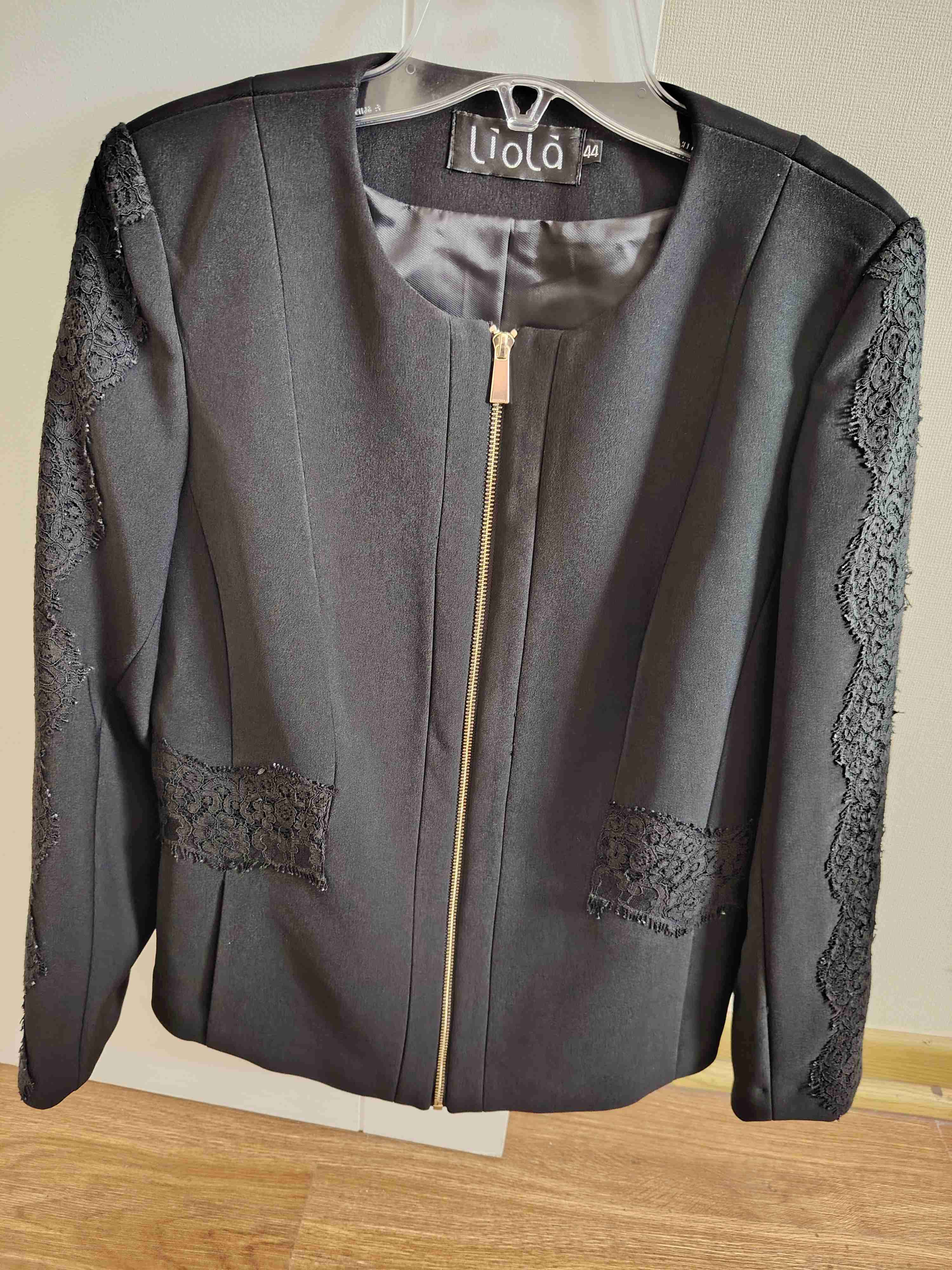 Chaqueta negra con encaje Liola - miniatura 5