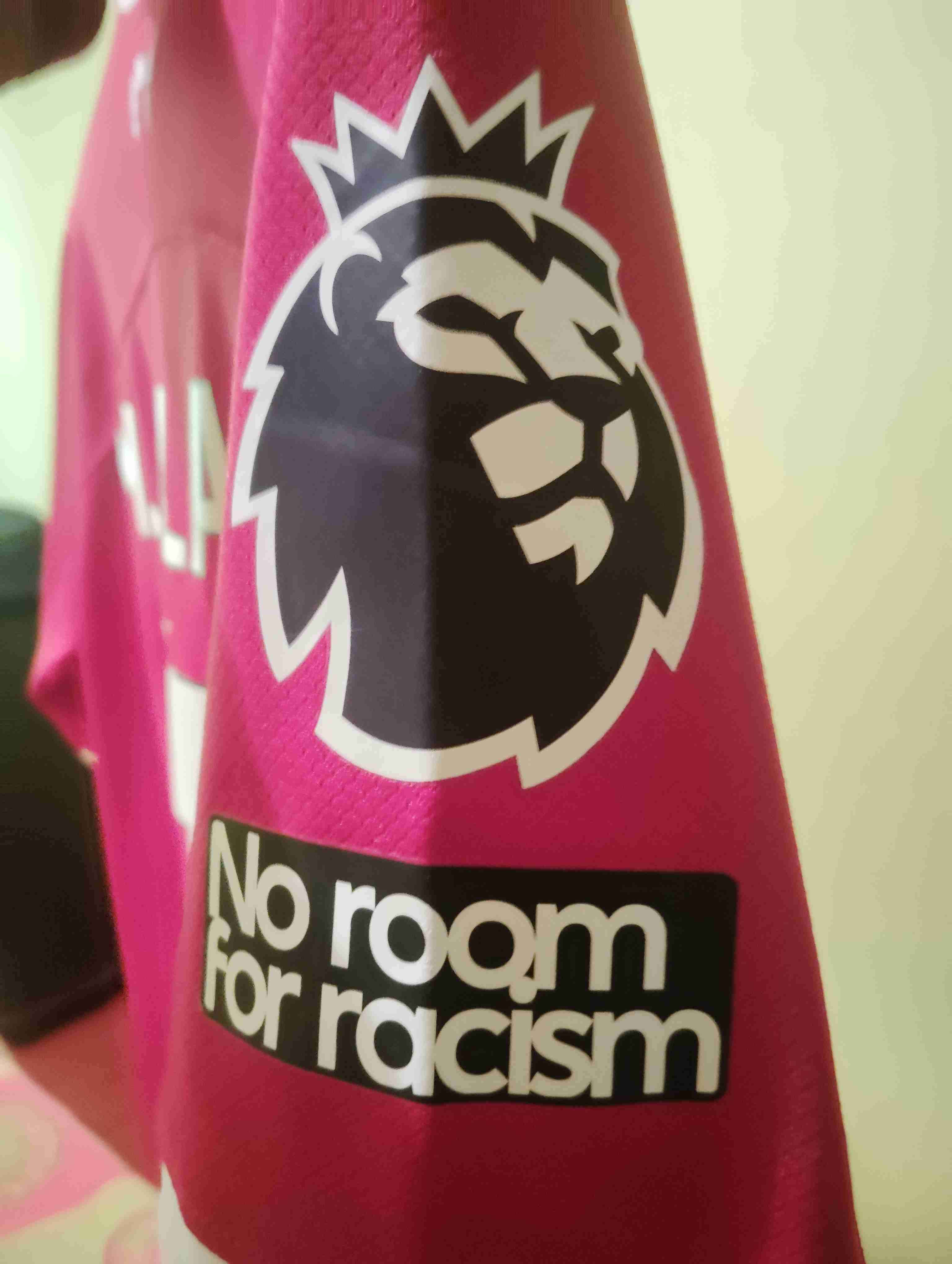 Camiseta Liverpool F.C - miniatura 3