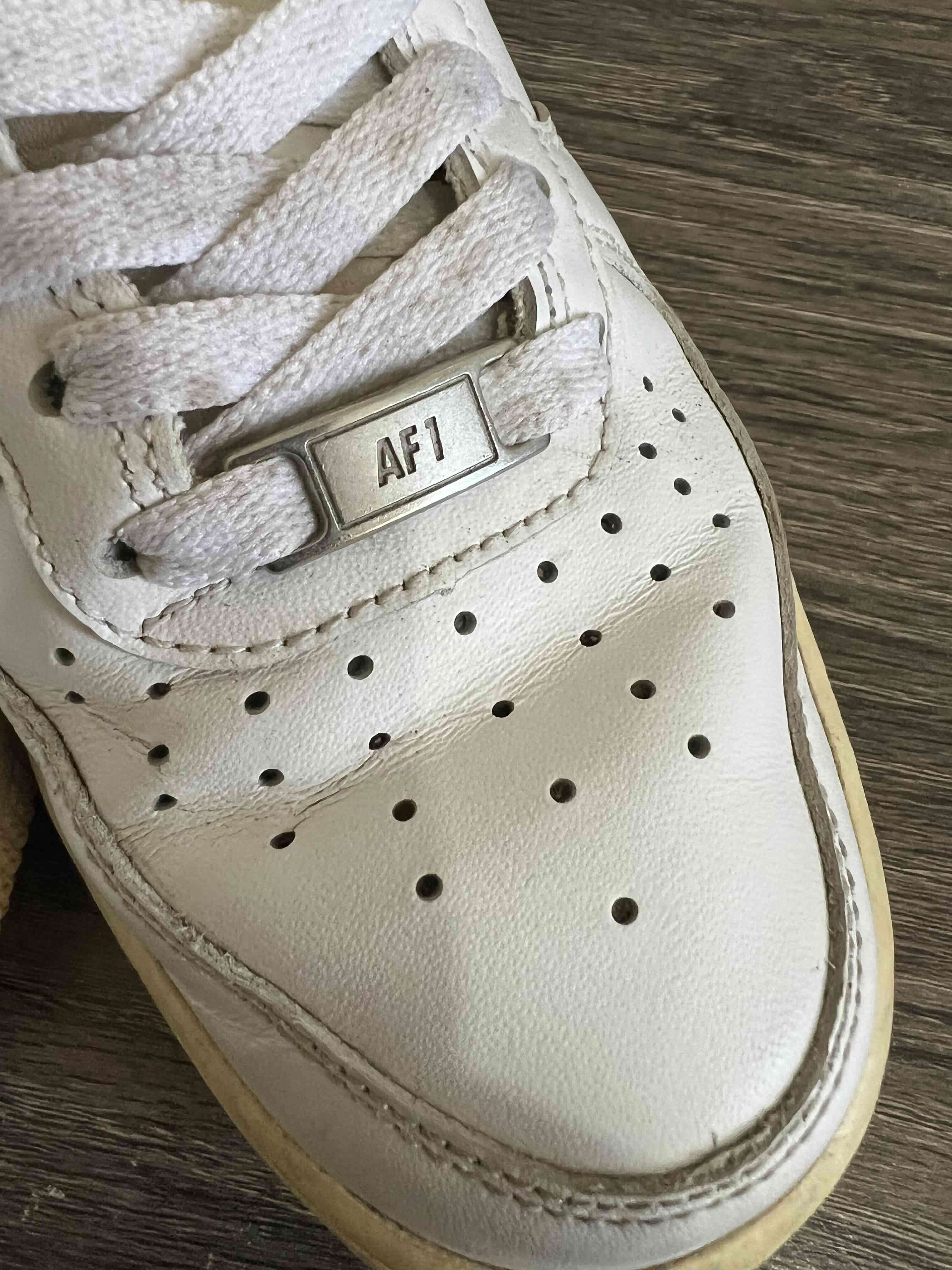 Zapatillas Nike Air Force blancas mid - miniatura 2