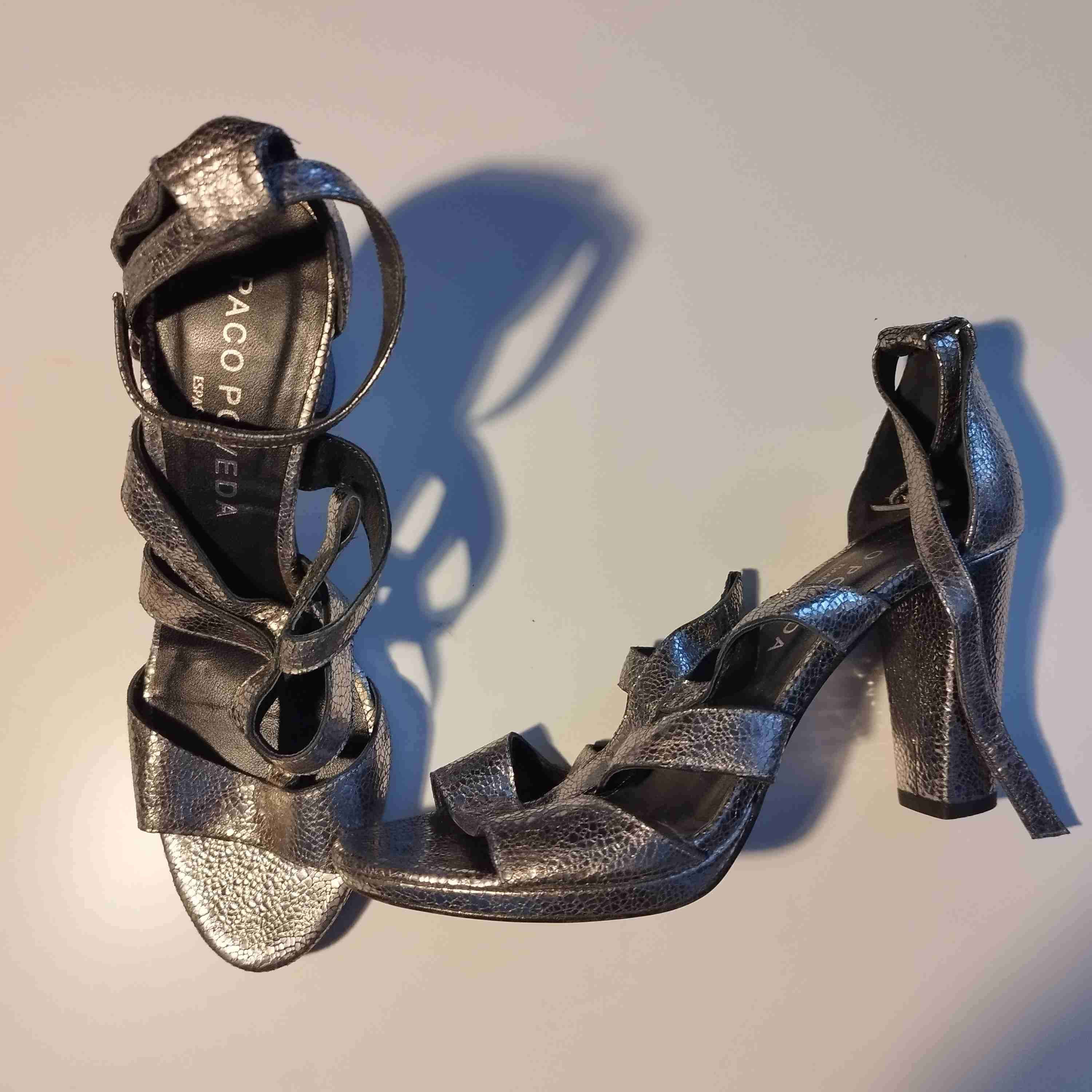 Sandalias plateadas cuero españolas - miniatura 2