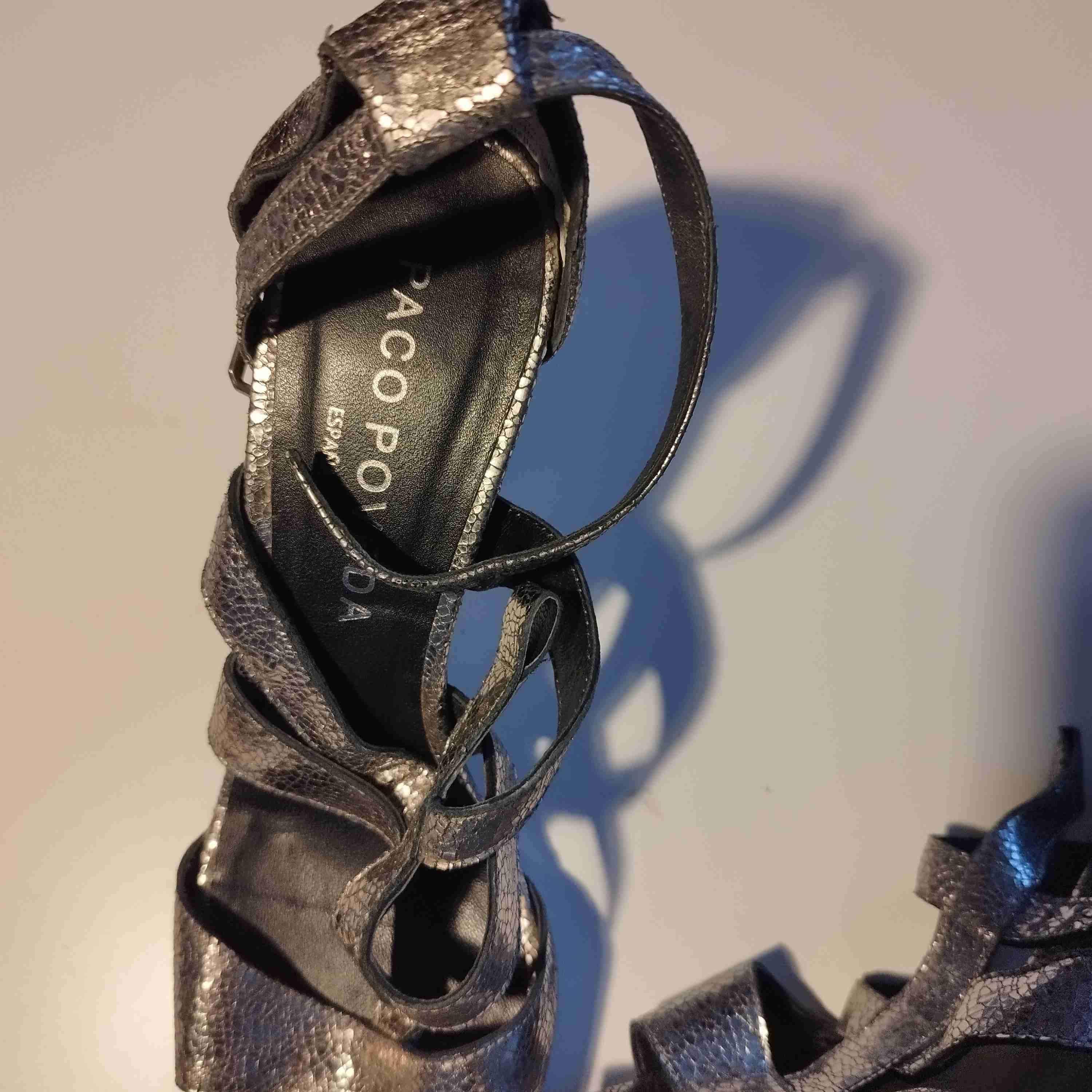 Sandalias plateadas cuero españolas - miniatura 3