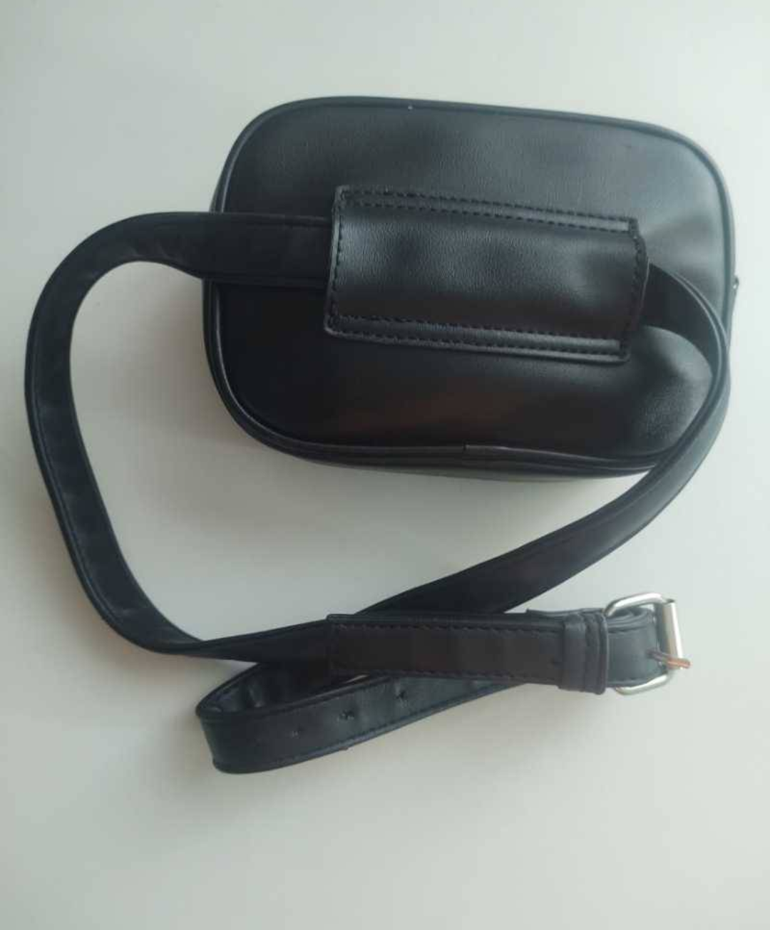 Cartera riñonera negra con tachas - miniatura 3