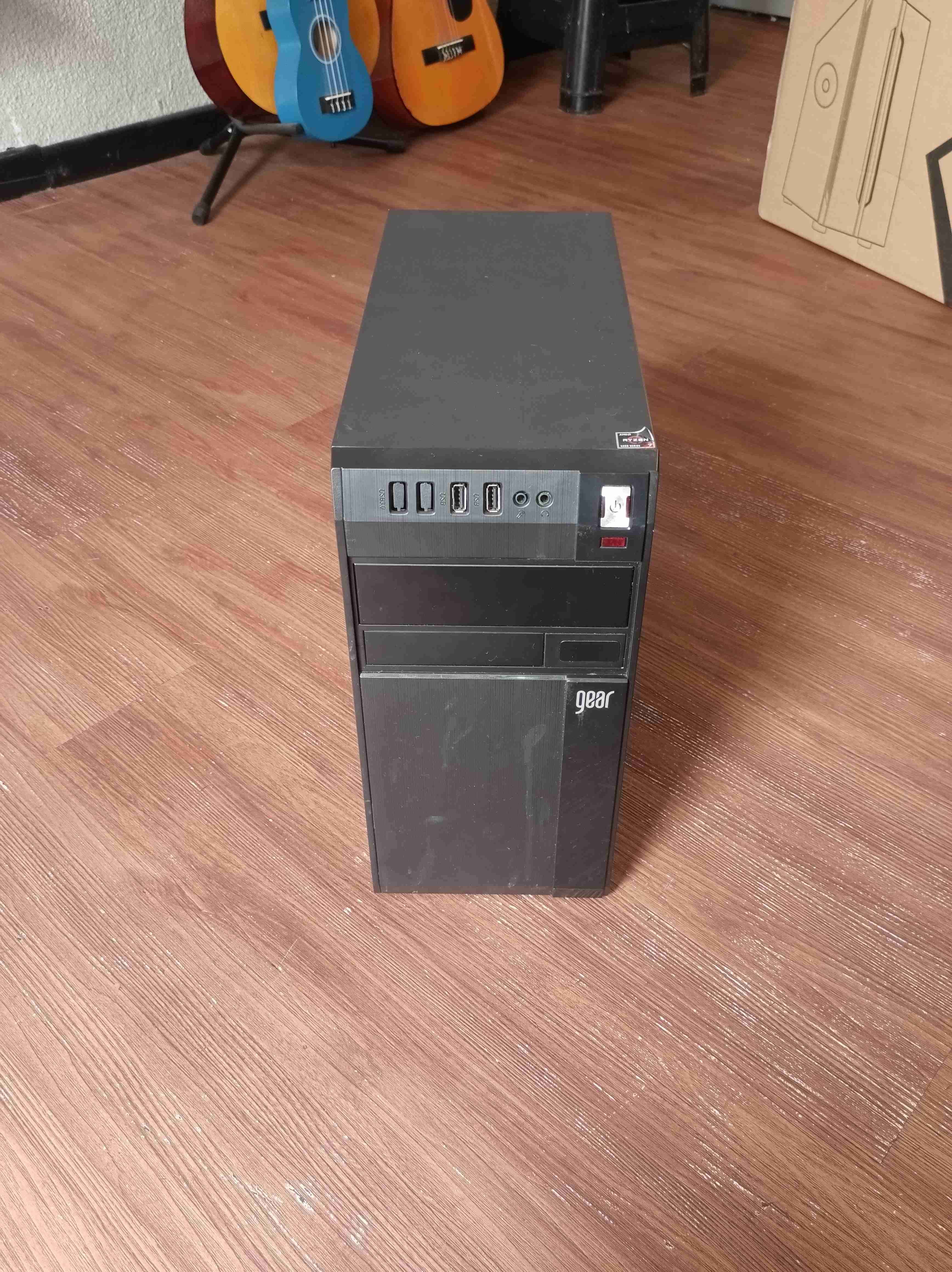 Caja PC Gear negra - miniatura 1