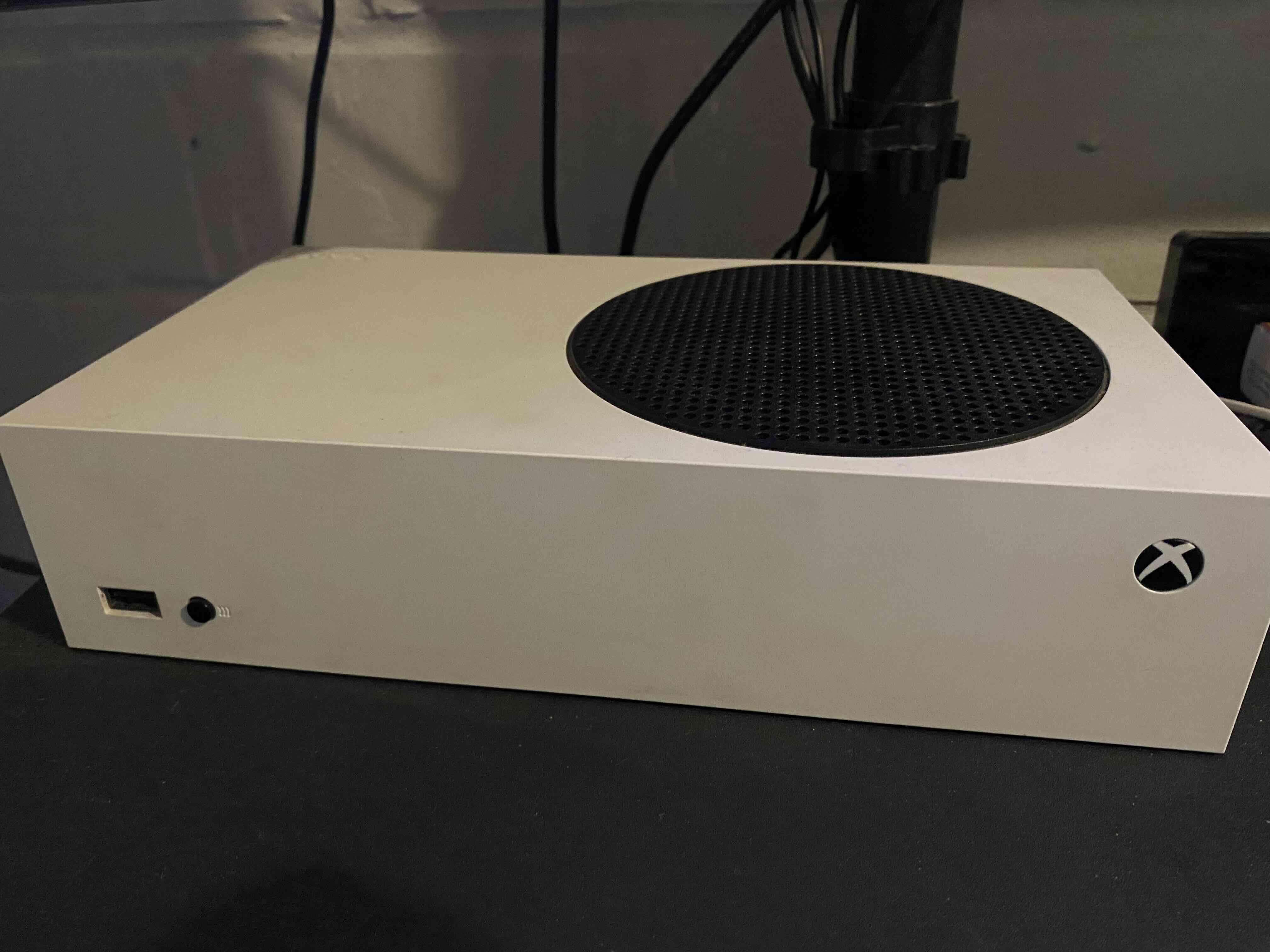 Xbox Series S - miniatura 2