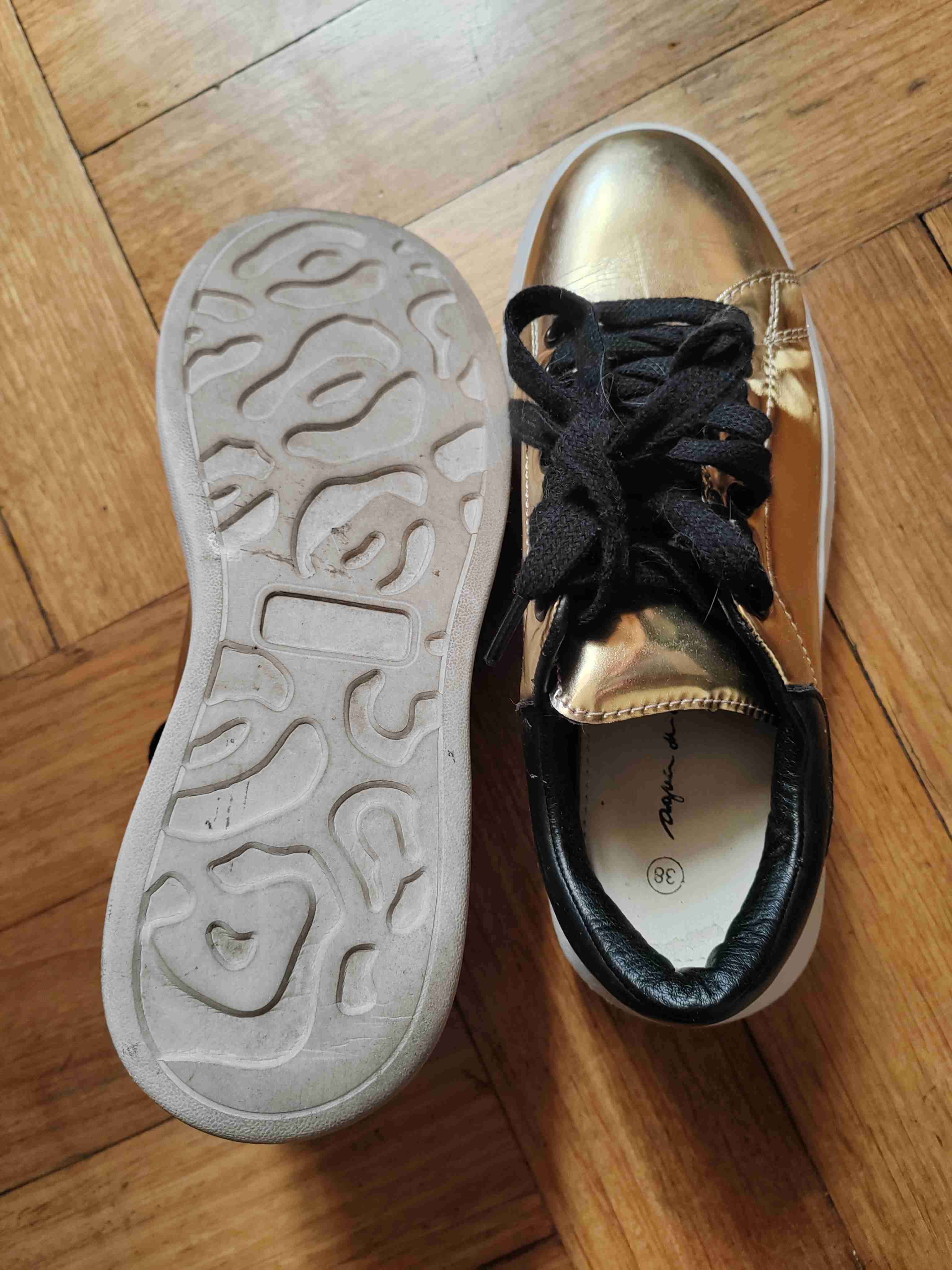 Zapatillas doradas con cordones - miniatura 2