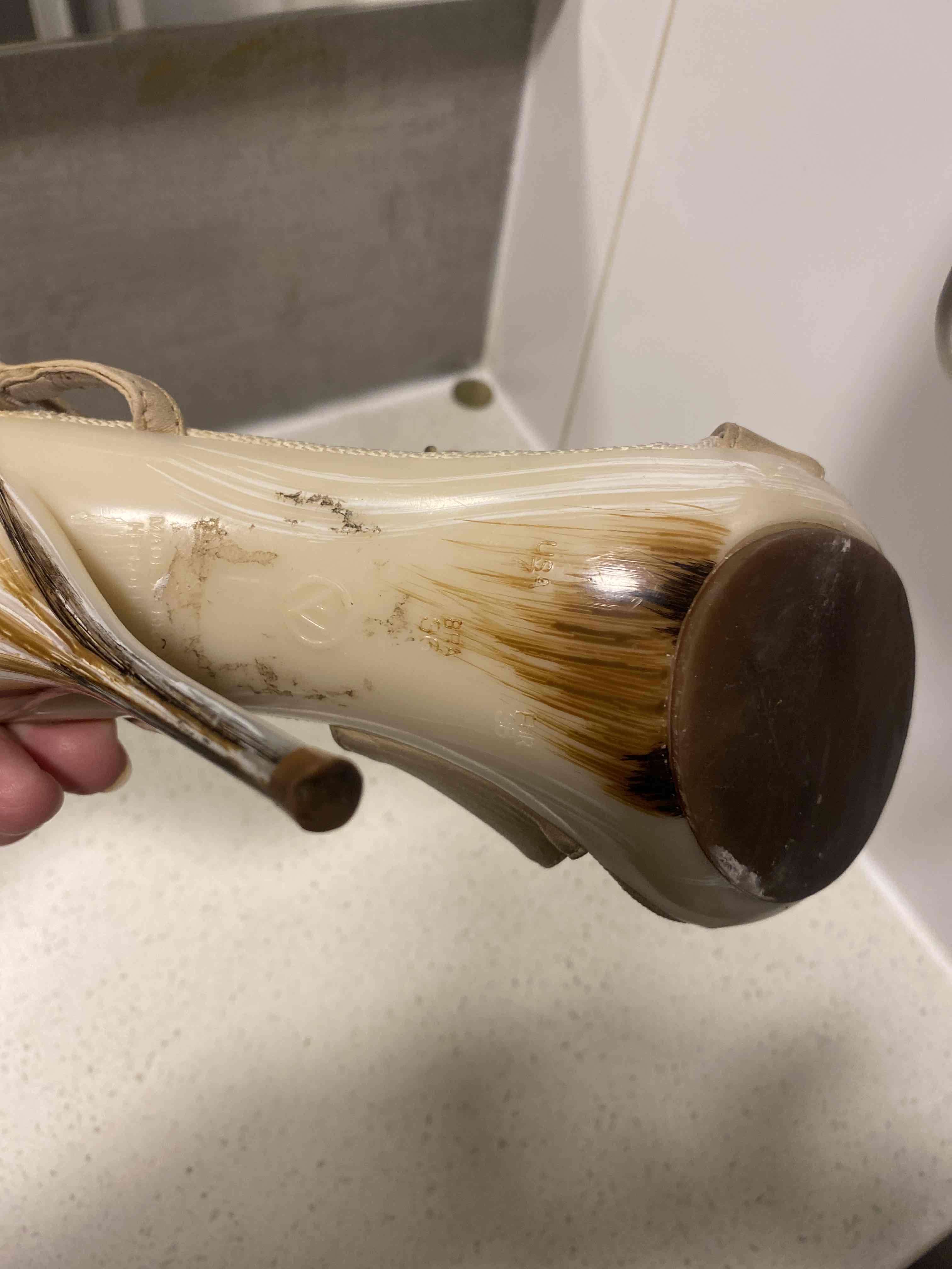 Tacones altos beige - miniatura 2