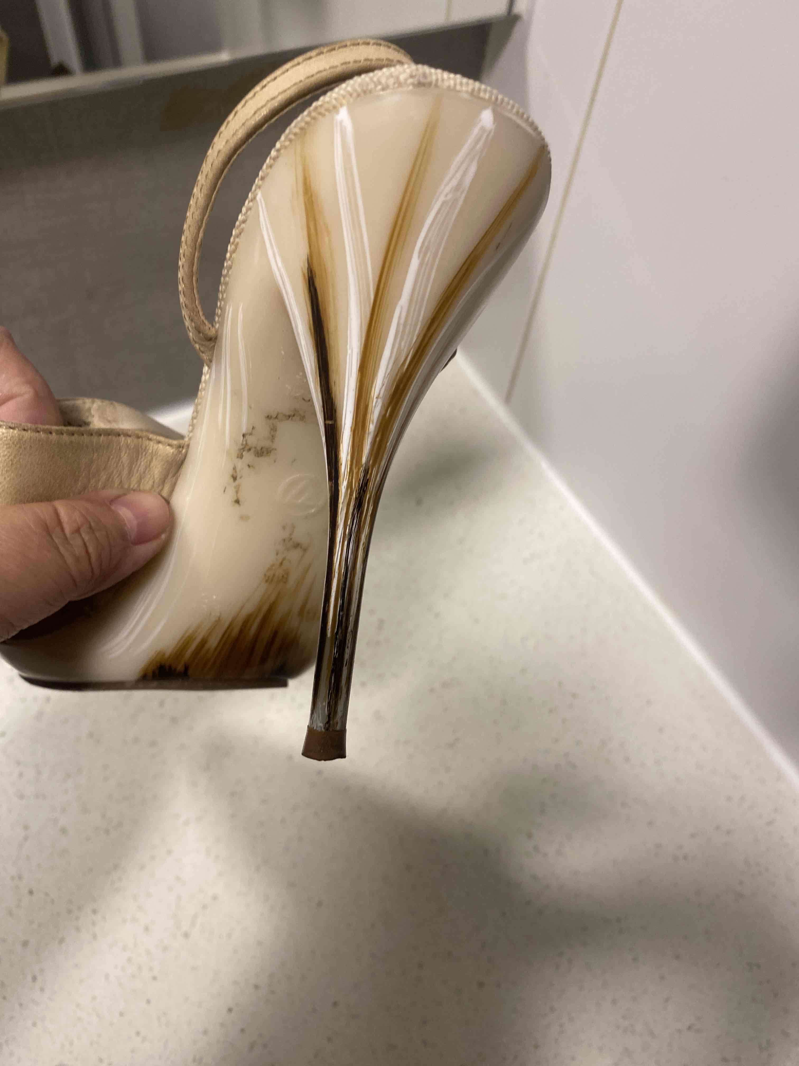 Tacones altos beige - miniatura 4