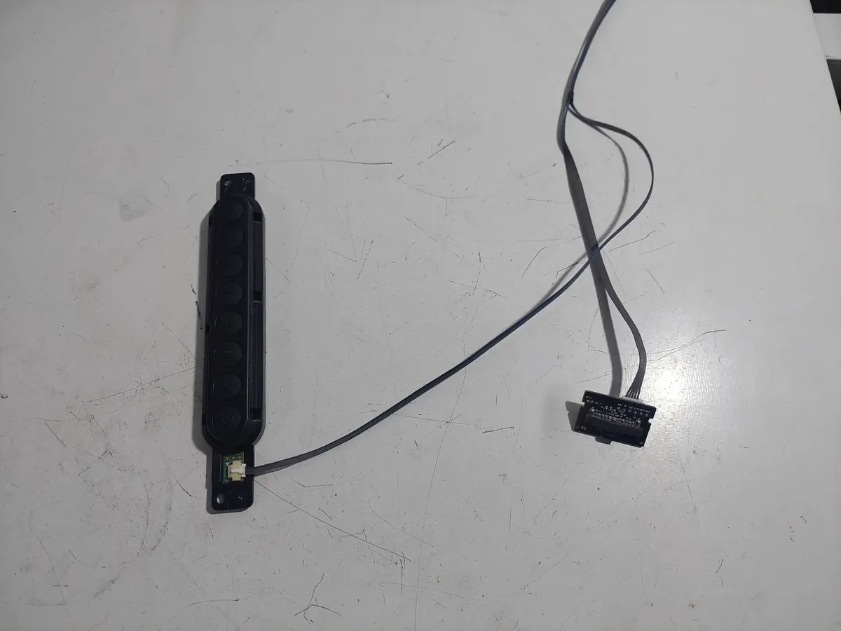 Botonera Encendido Televisor Smartv Lg 32ln570b - miniatura 1